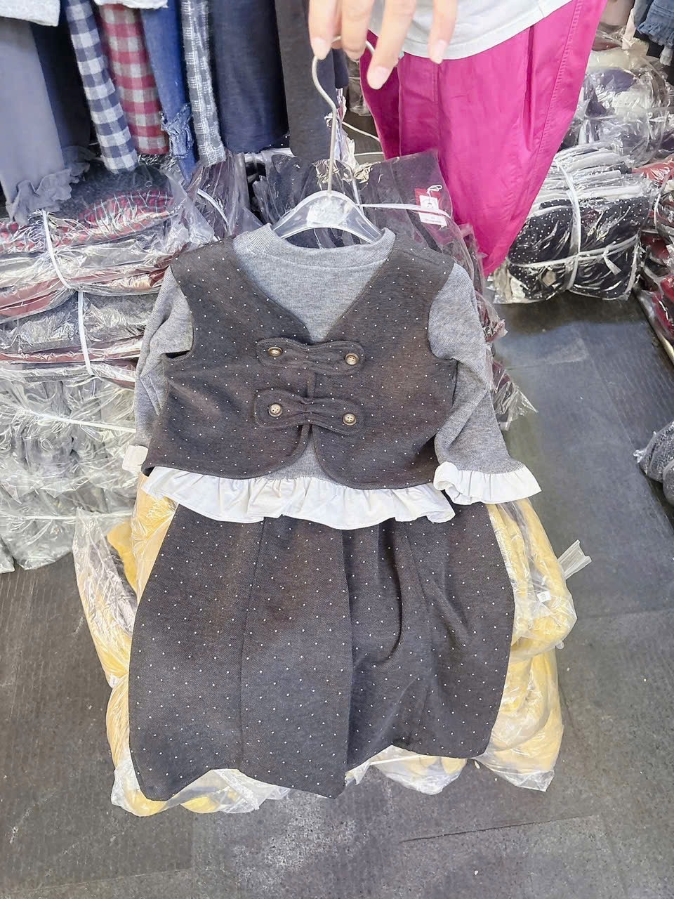 Sét 3 chi tiết ghi xám chấm bi bé gái