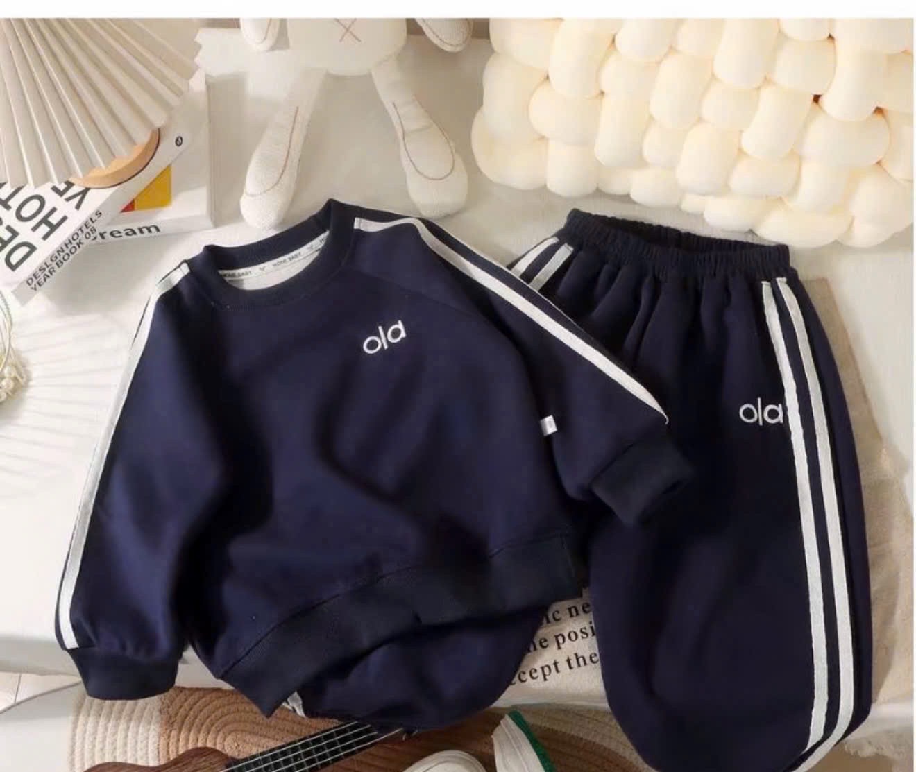 Sét bộ nỉ ola ghi xanh than cho bé trai gái