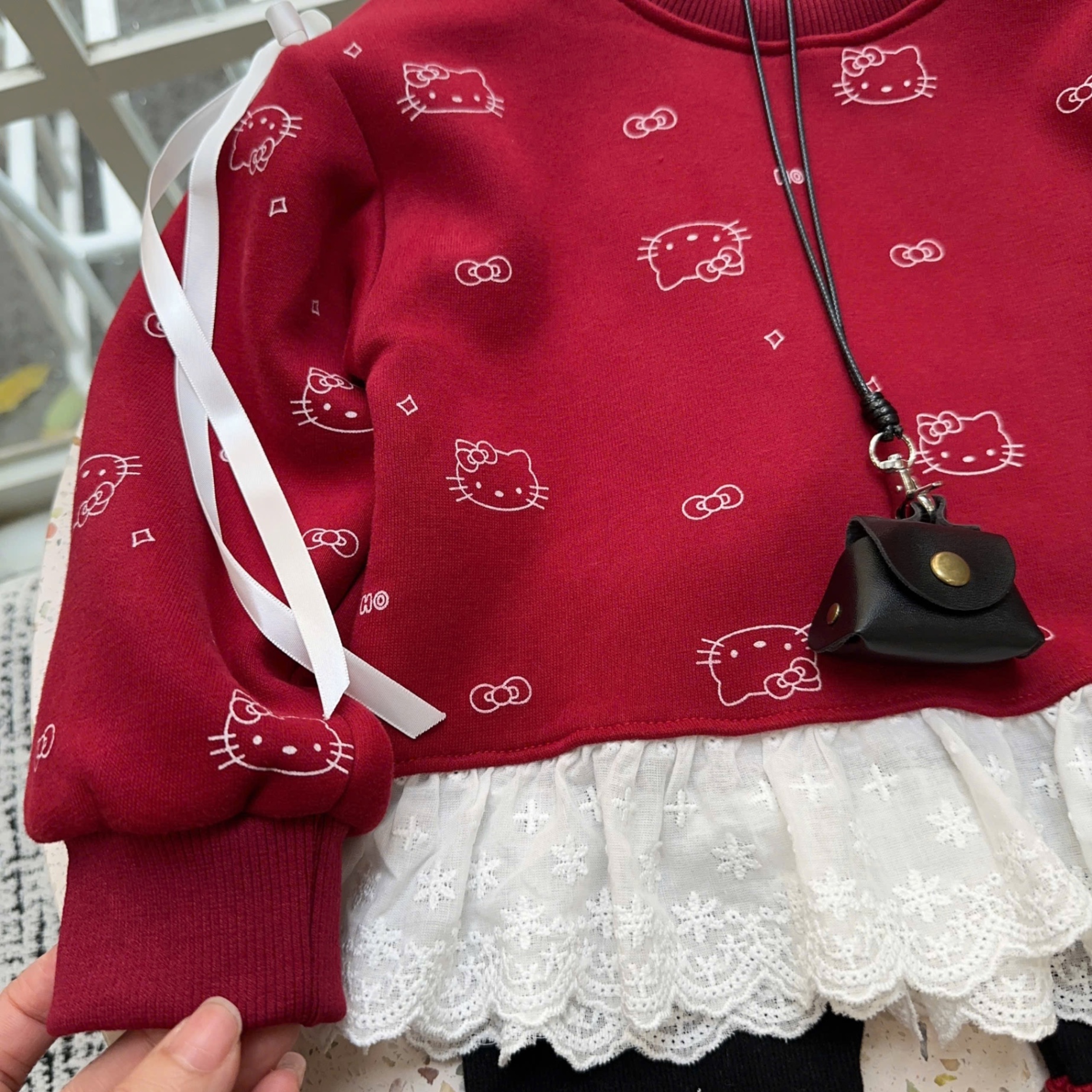 Sét áo nỉ kitty đỏ quần legging bé gái