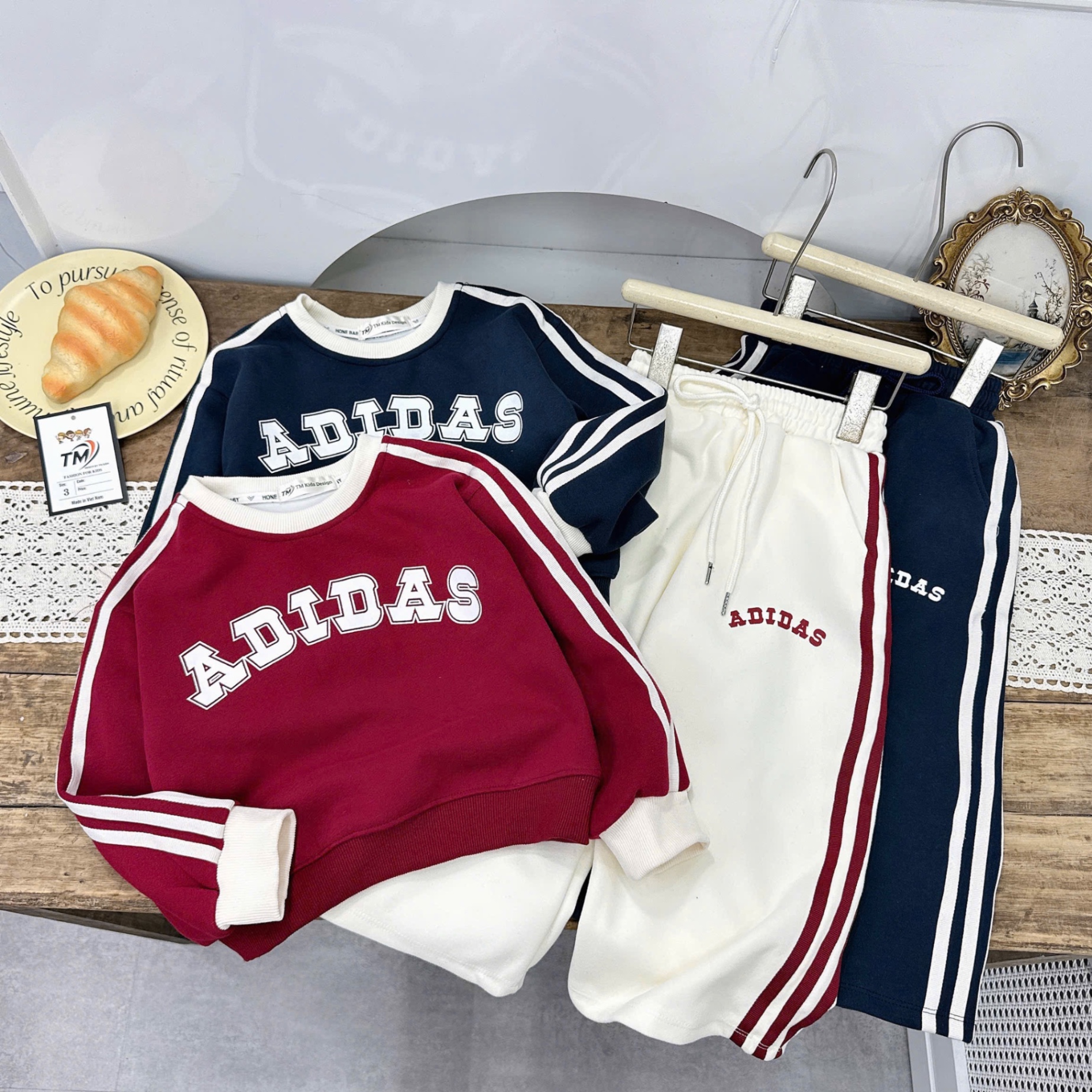 Sét bộ nỉ chạy viền quần xuông tm 2025 bé gái