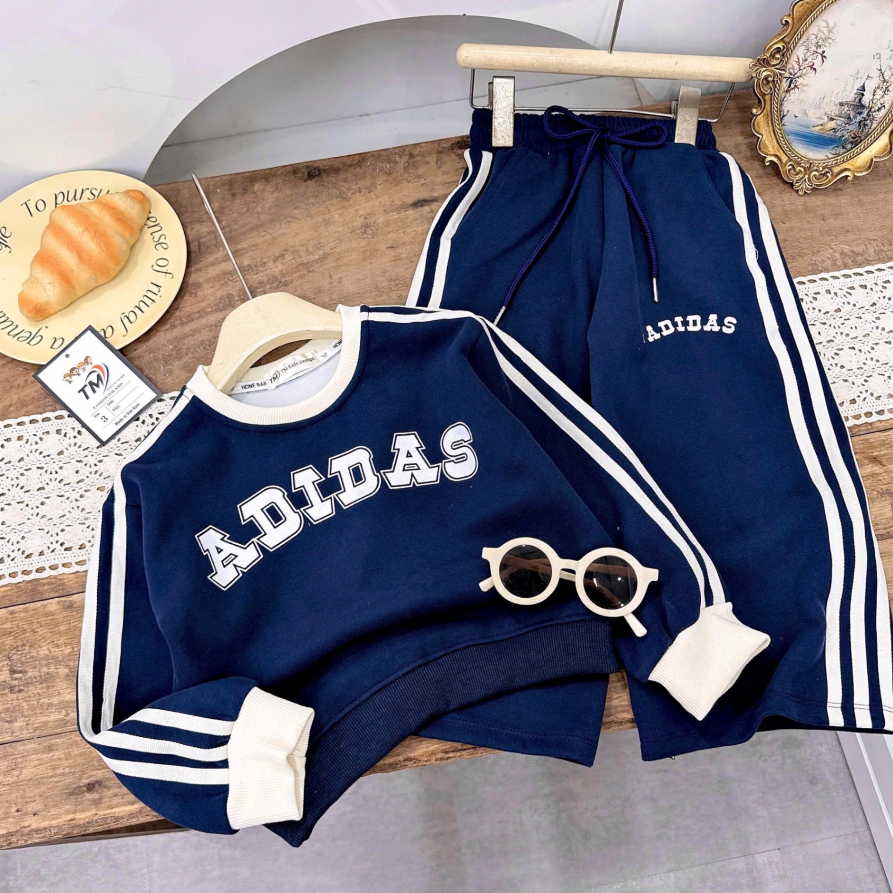 Sét bộ nỉ chạy viền quần xuông tm 2025 bé gái