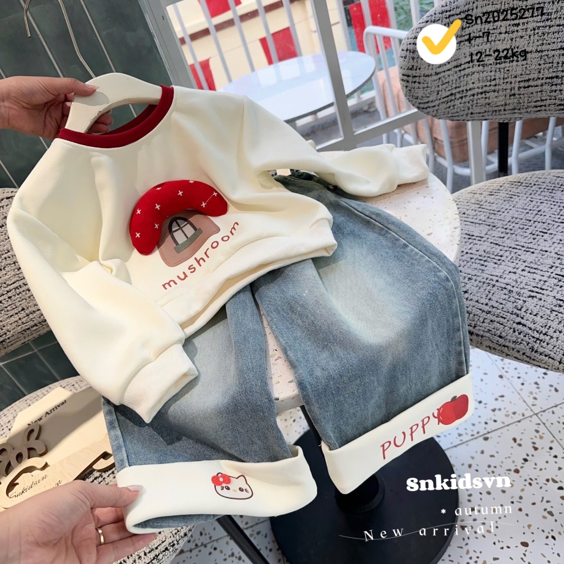 Sét bộ cây nấm quần bò xuông bé gái