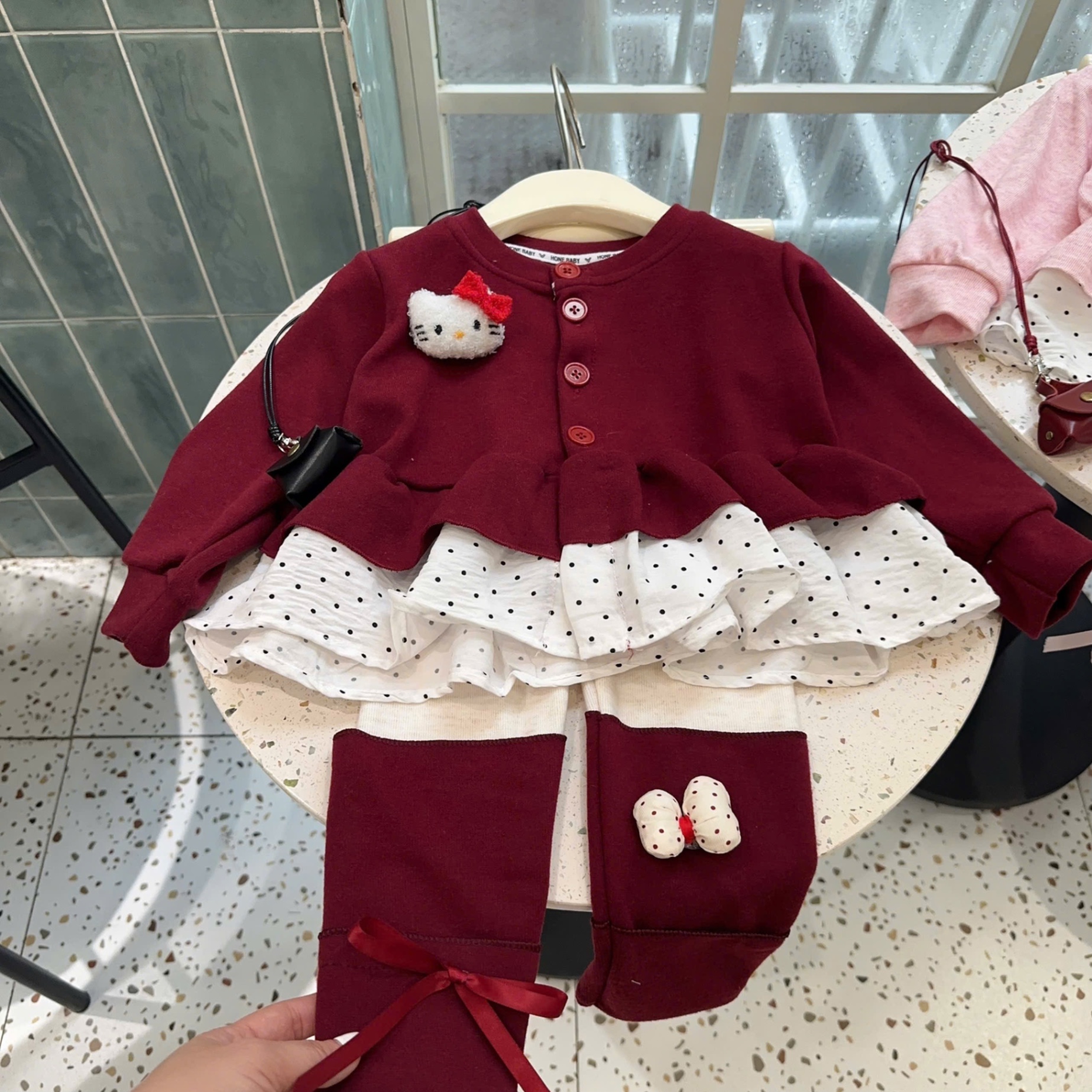 Sét bộ tăm thỏ phối bèo quần legging đính nơ bé gái sn