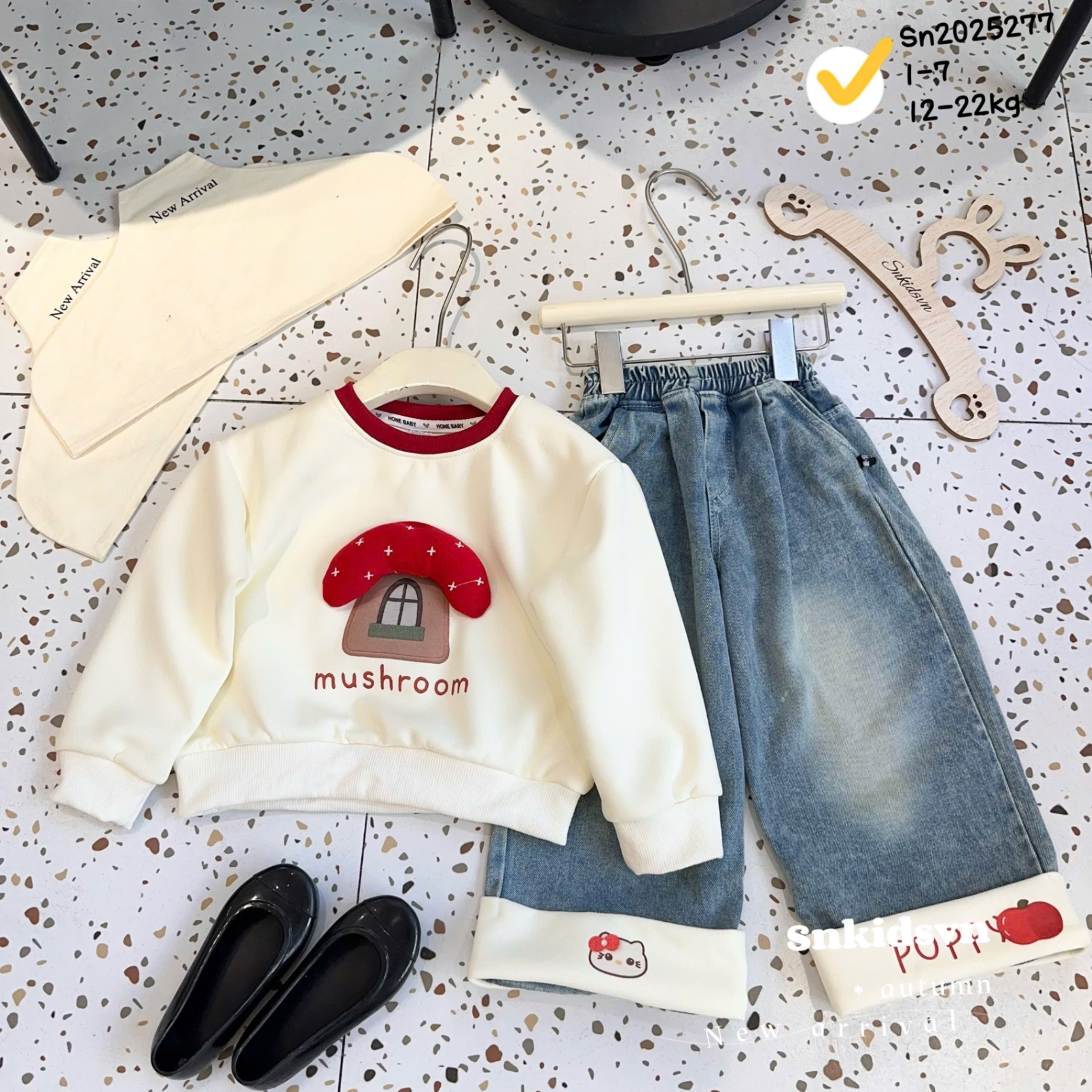 Sét bộ cây nấm quần bò xuông bé gái