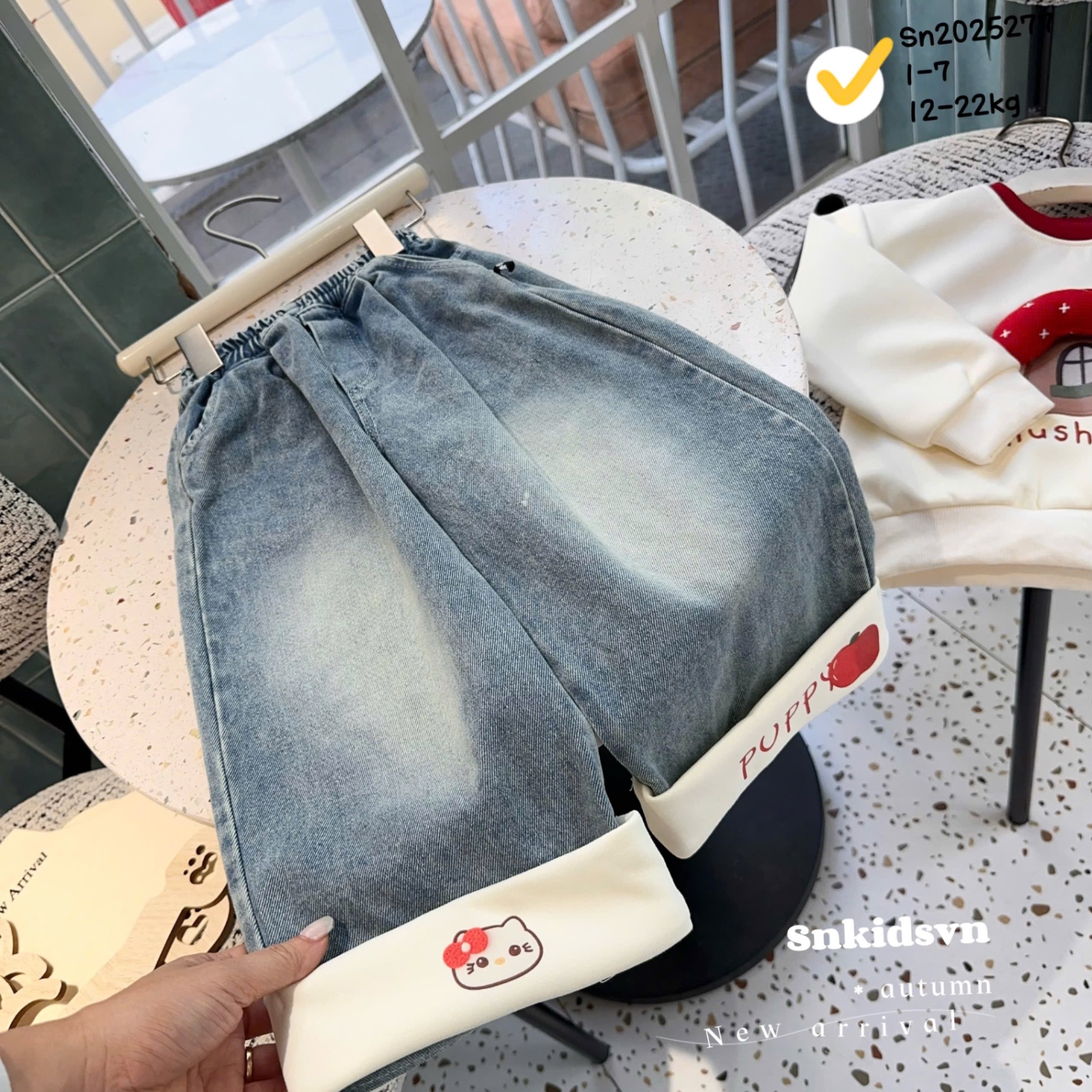 Sét bộ cây nấm quần bò xuông bé gái