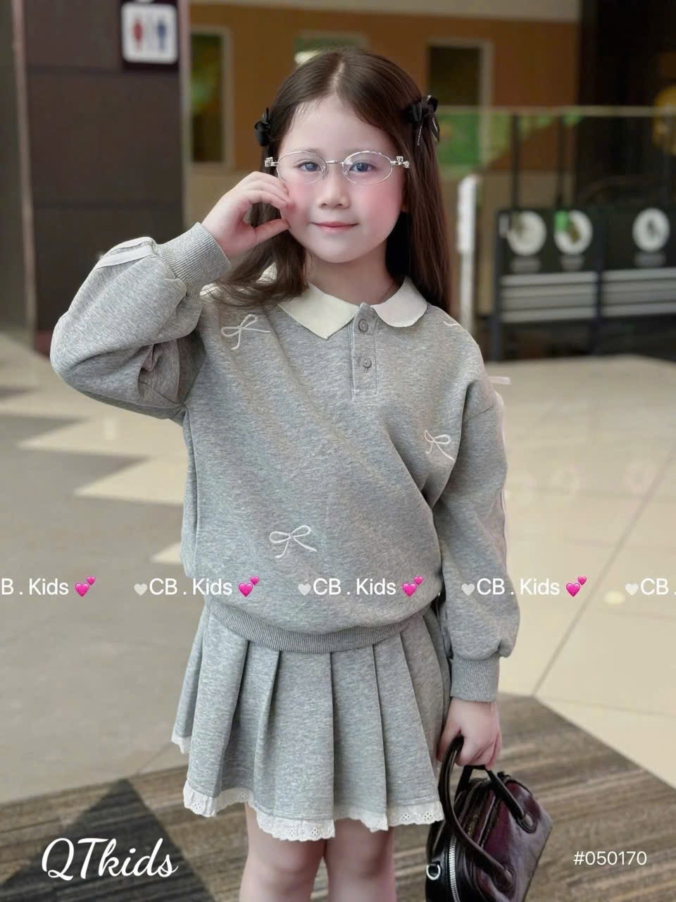 Sét bộ nỉ cổ trắng cv dập ly phối ren qt bé gái