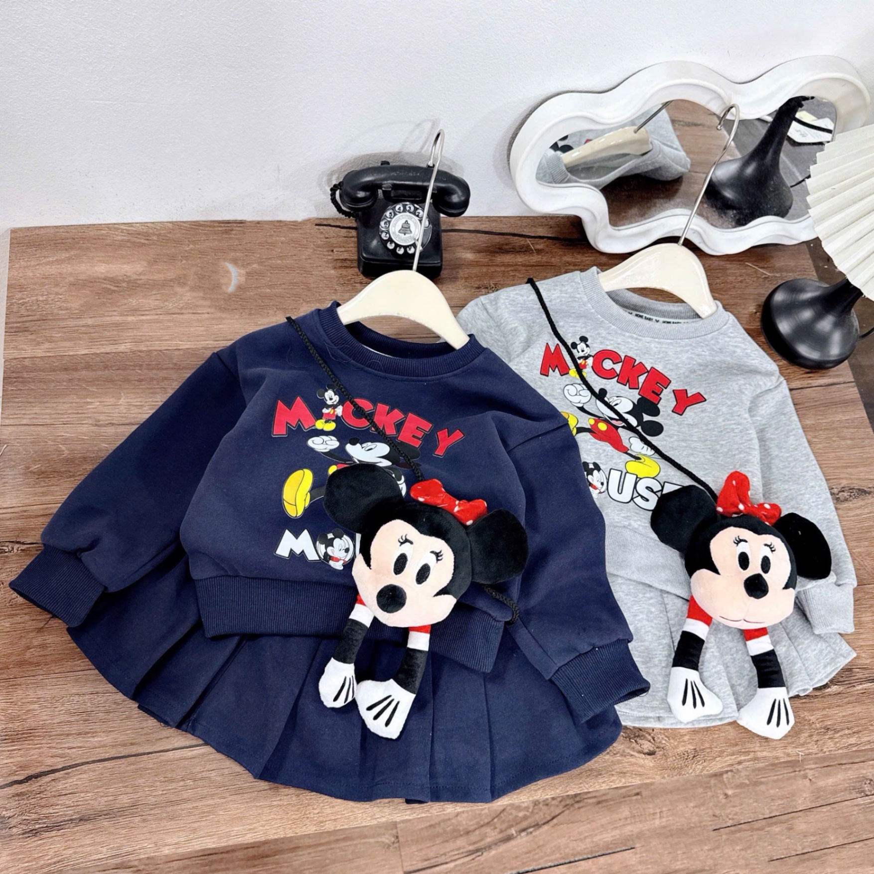Sét bộ micky kèm dây dây đeo bé gái
