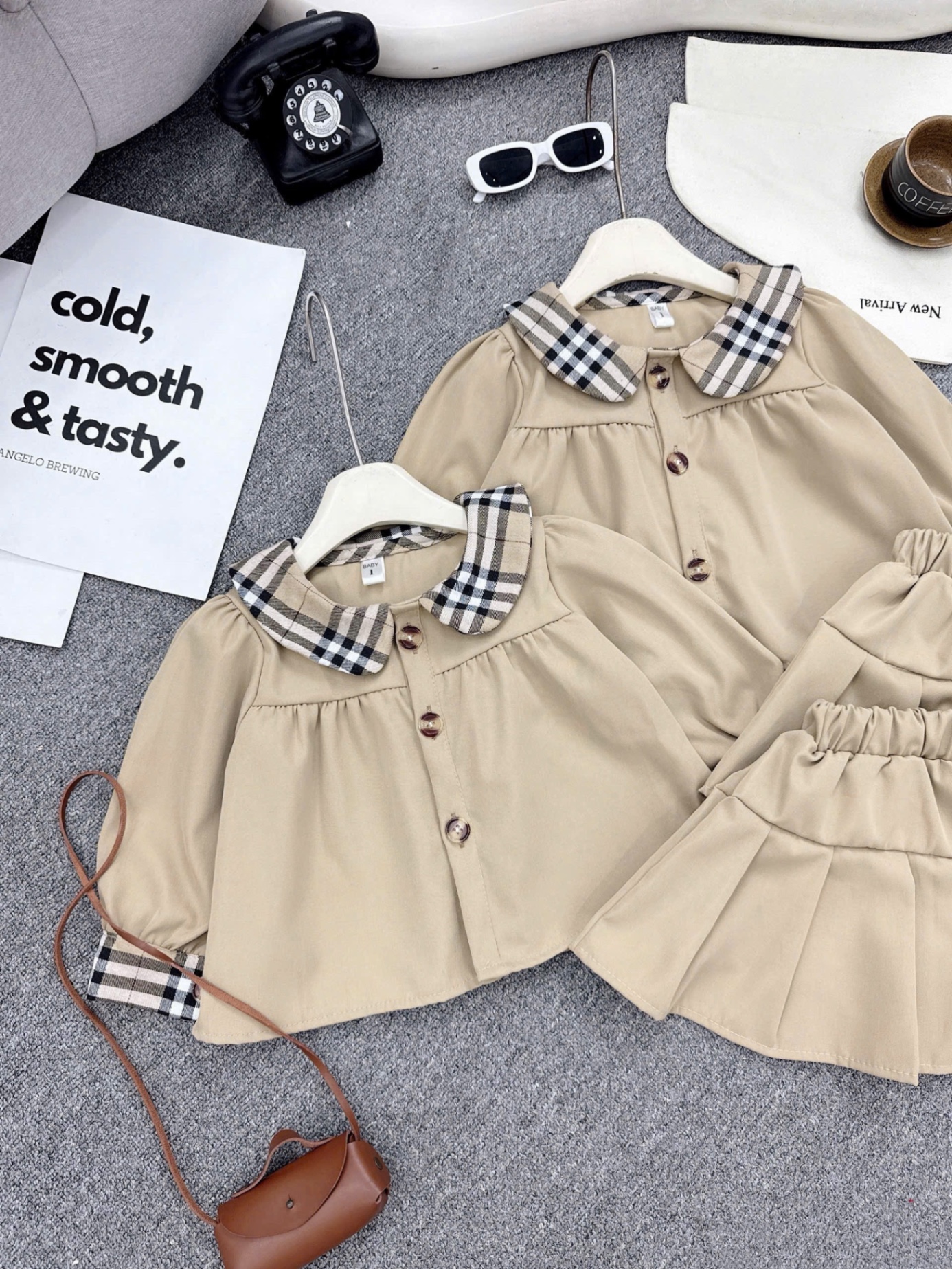 Sét bộ áo cổ phối caro cv dập ly bé gái