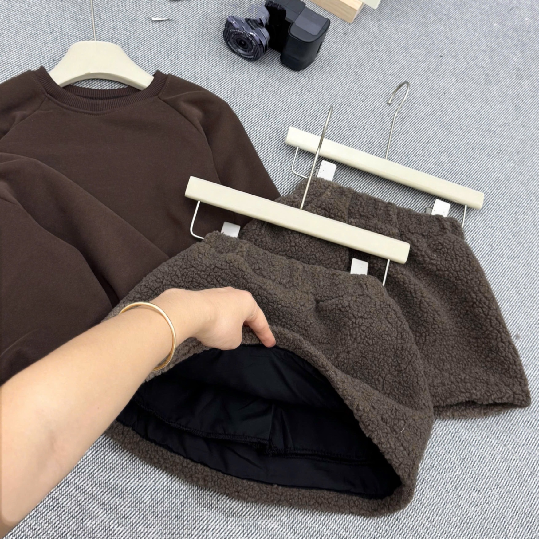 Sét bộ áo nỉ nâu cv bông bé gái