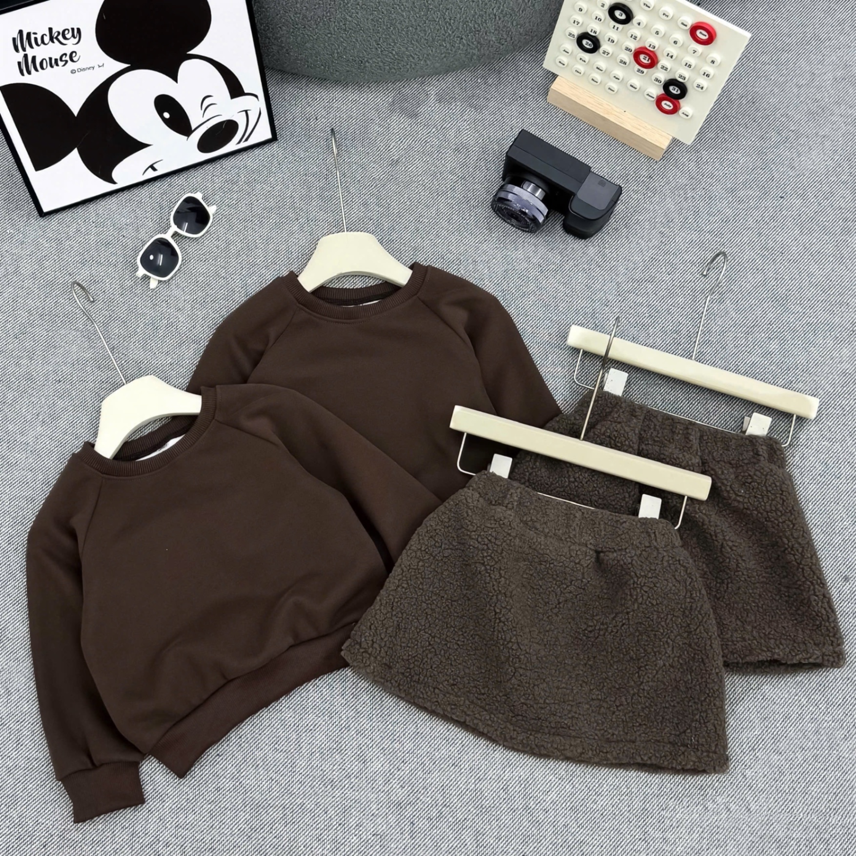 Sét bộ áo nỉ nâu cv bông bé gái