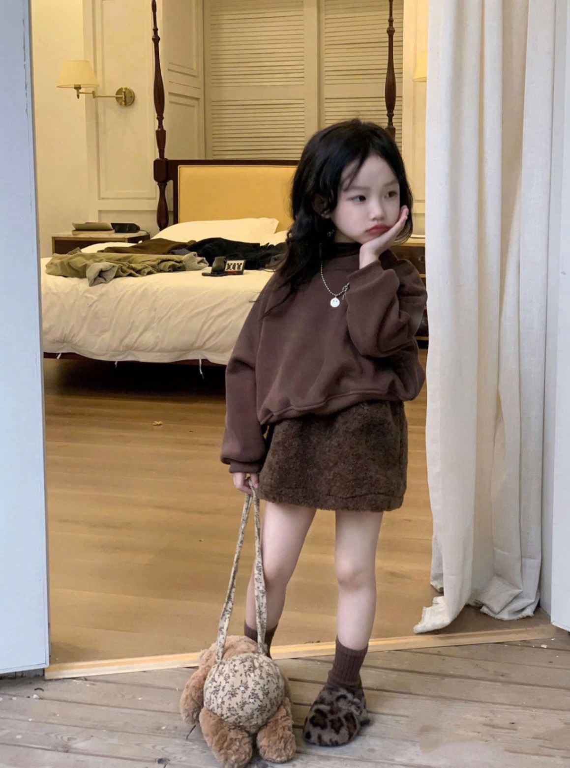 Sét bộ áo nỉ nâu cv bông bé gái