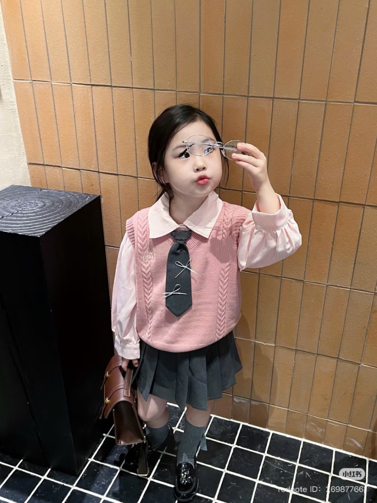 Sét 3 chi tiết gile len hồng cv dập ly bé gái