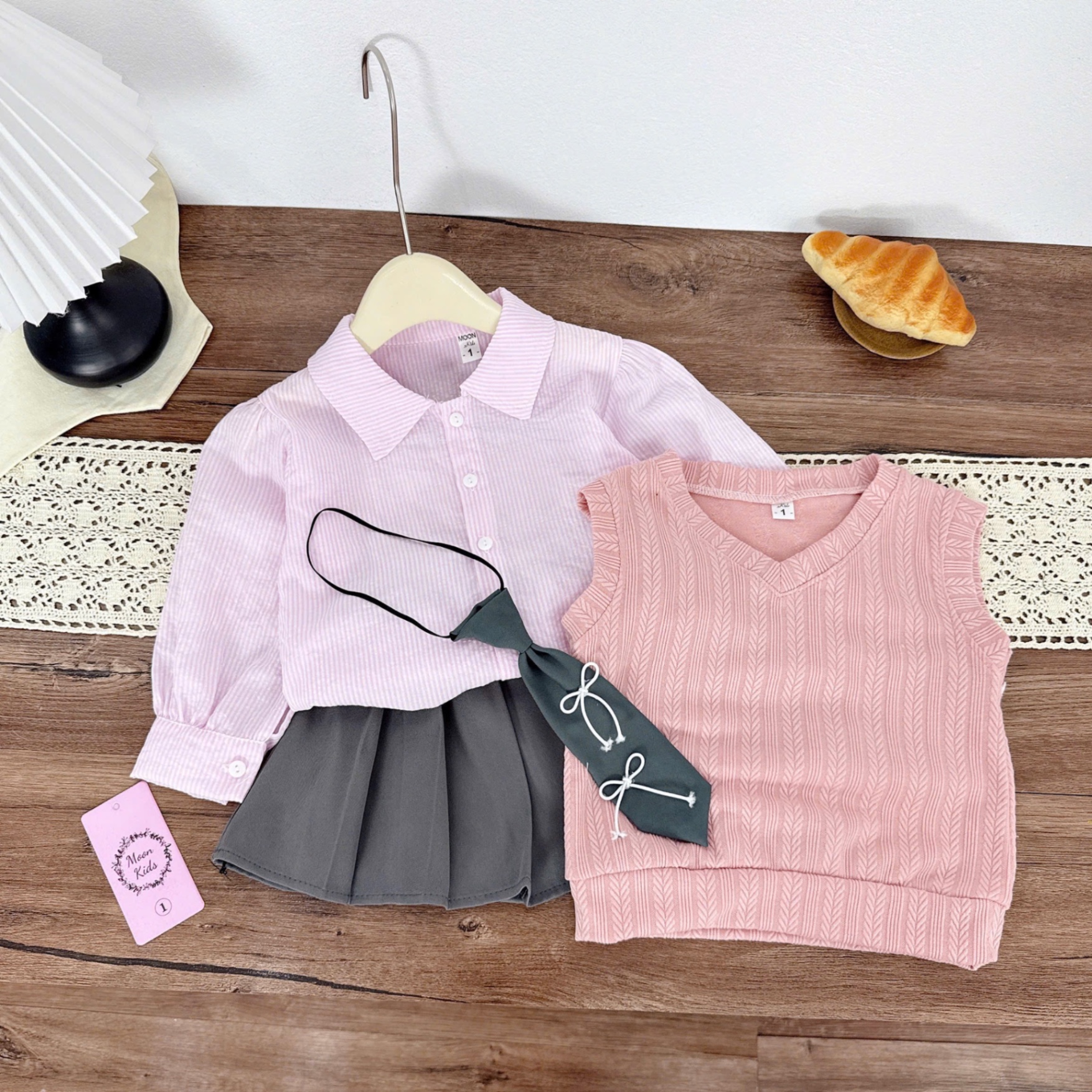 Sét 3 chi tiết gile len hồng cv dập ly bé gái