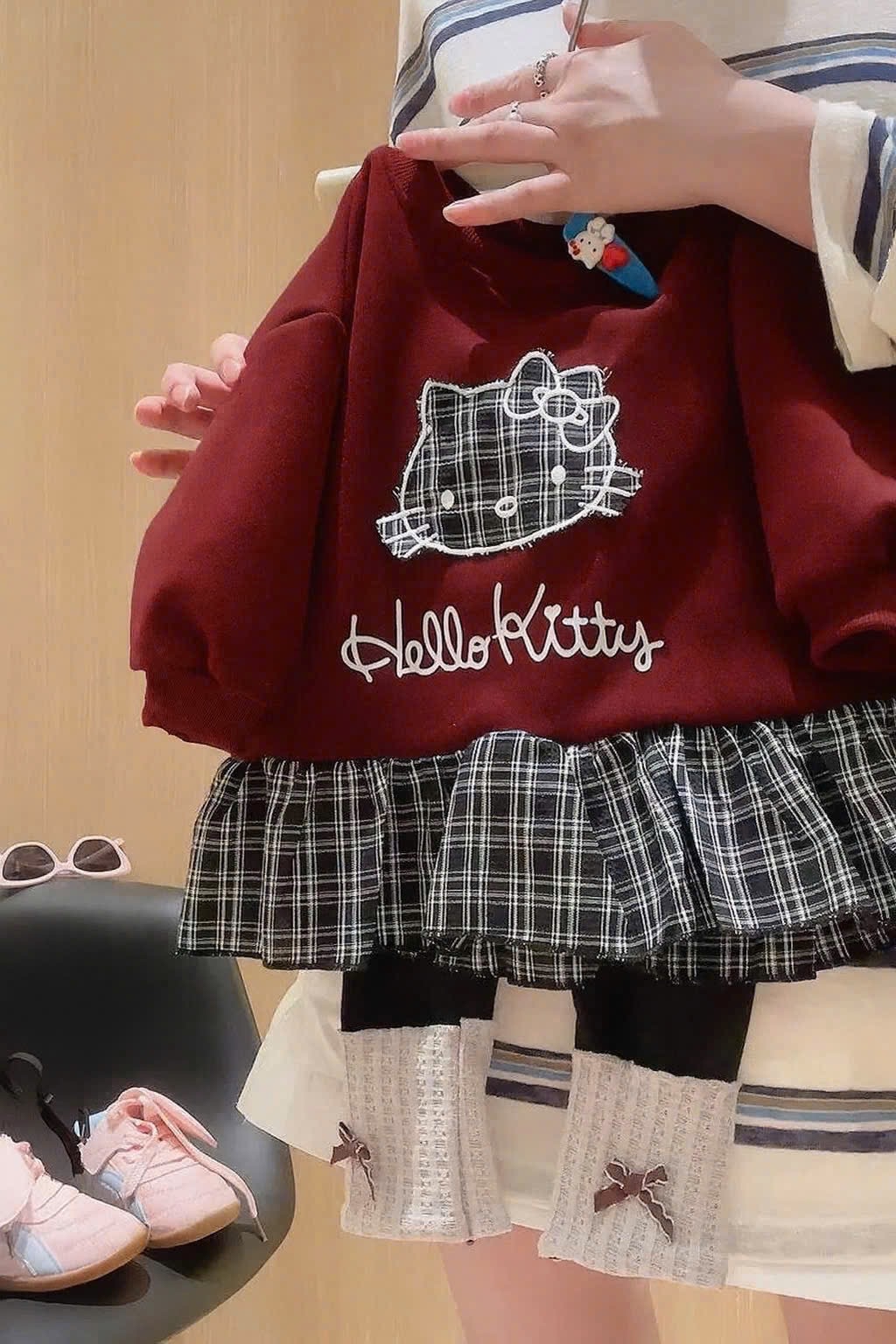 Sét bộ kitty thêu kẻ caro quần legging bé gái