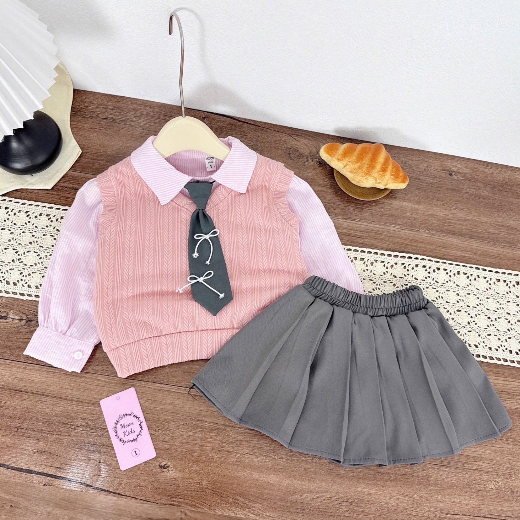 Sét 3 chi tiết gile len hồng cv dập ly bé gái