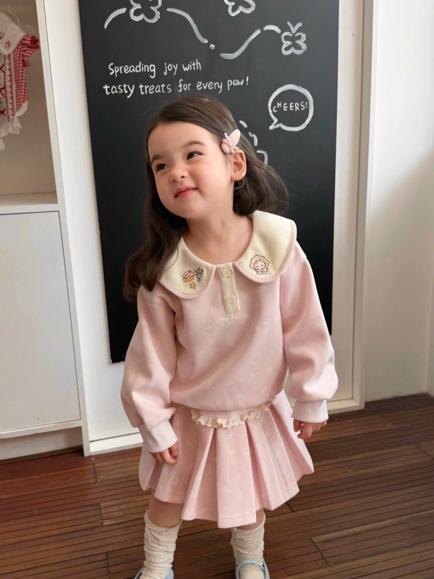 Sét bộ nỉ kitty in tràn cv dập ly bé gái