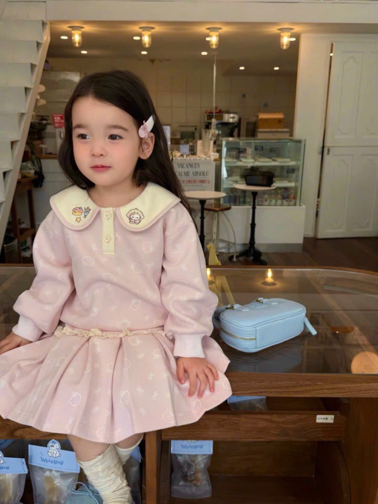 Sét bộ nỉ kitty in tràn cv dập ly bé gái