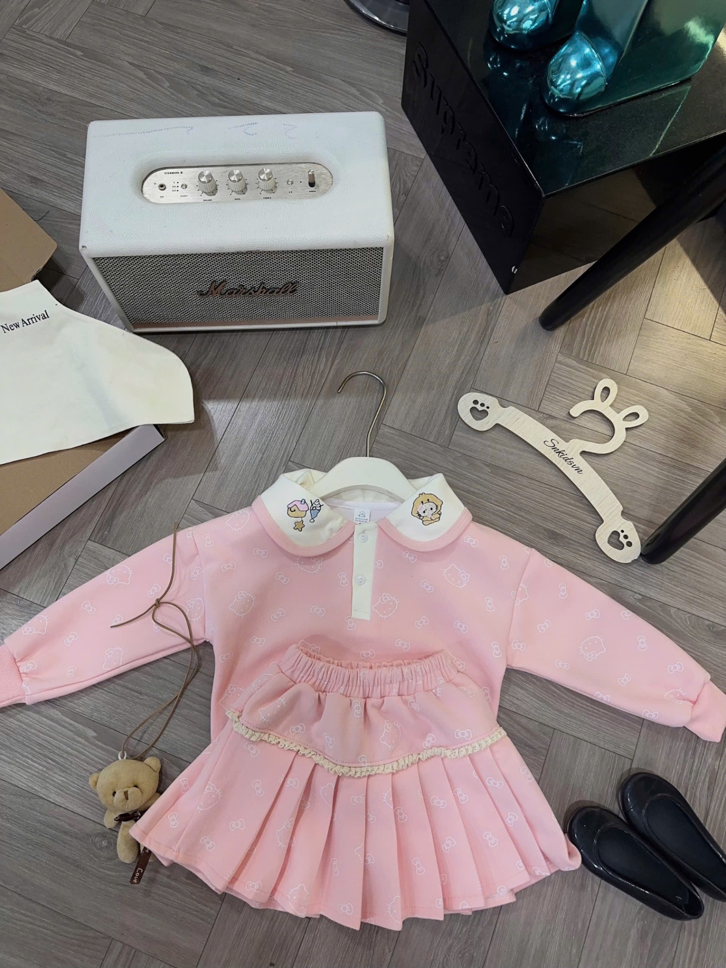 Sét bộ nỉ kitty in tràn cv dập ly bé gái