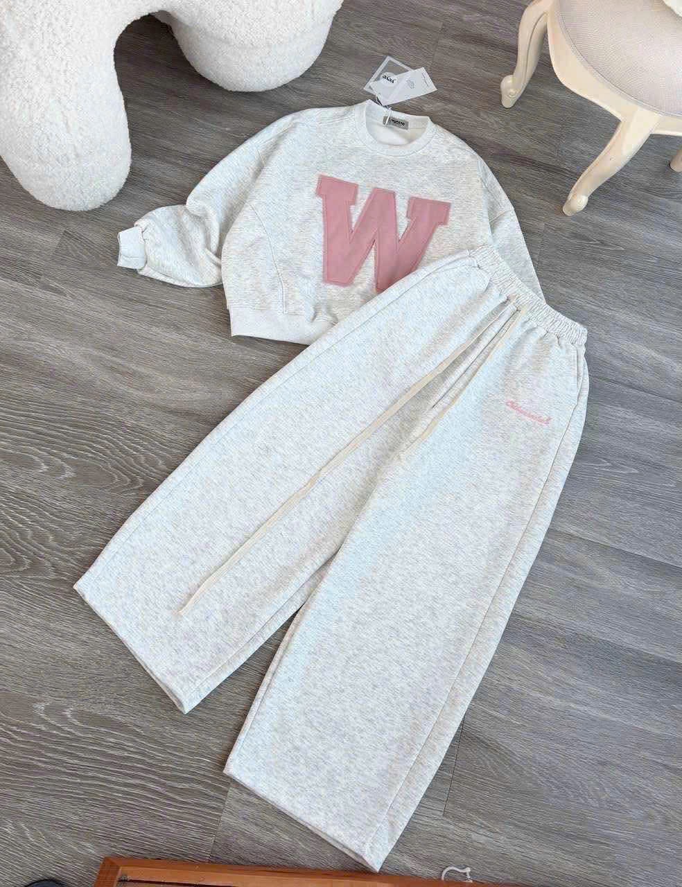 Sét bộ w ghi bé gái