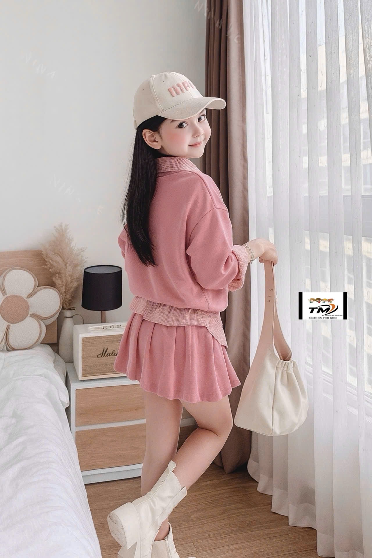 Sét bộ nỉ hồng phối cổ và vạt sơ mi liền cv dập ly bé gái