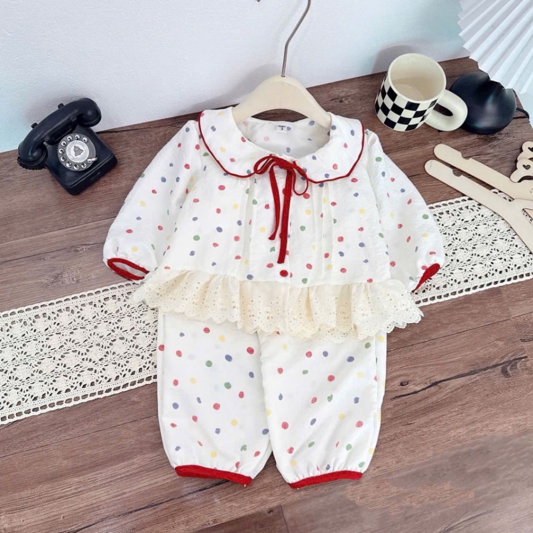 Sét pzm chấm bi phối ren kem bé gái