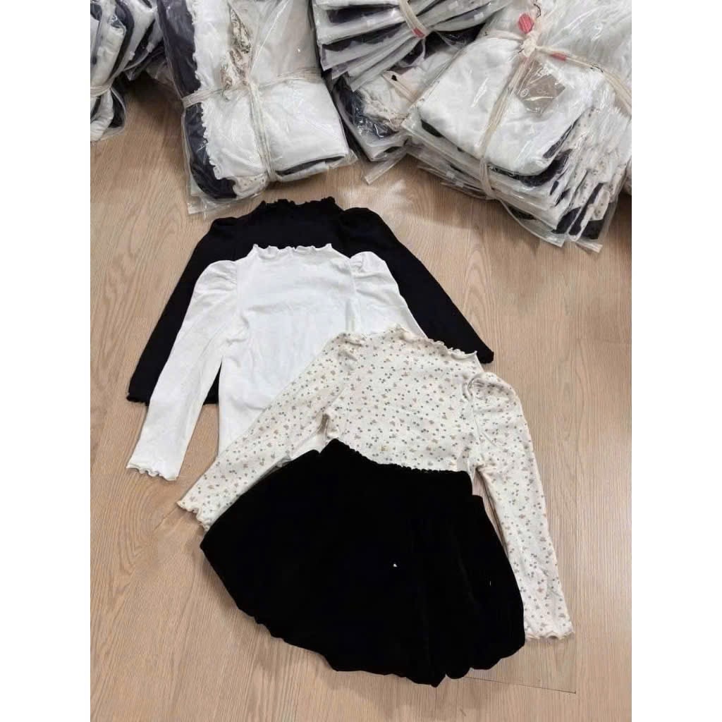 Sét 3áo cổ cao tay bồng bé gái