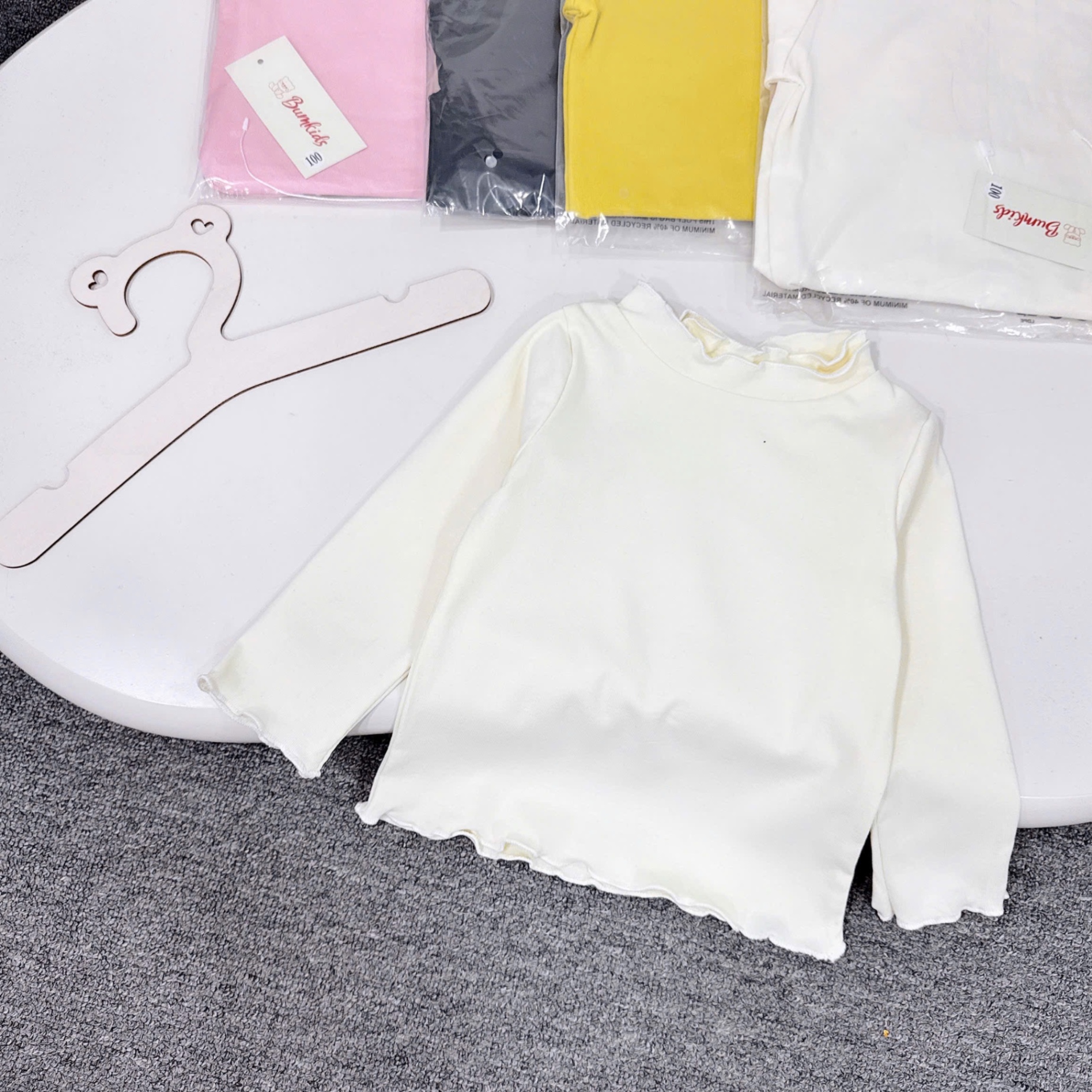 Sét 2 áo zip cổ bèo mềm bé gái