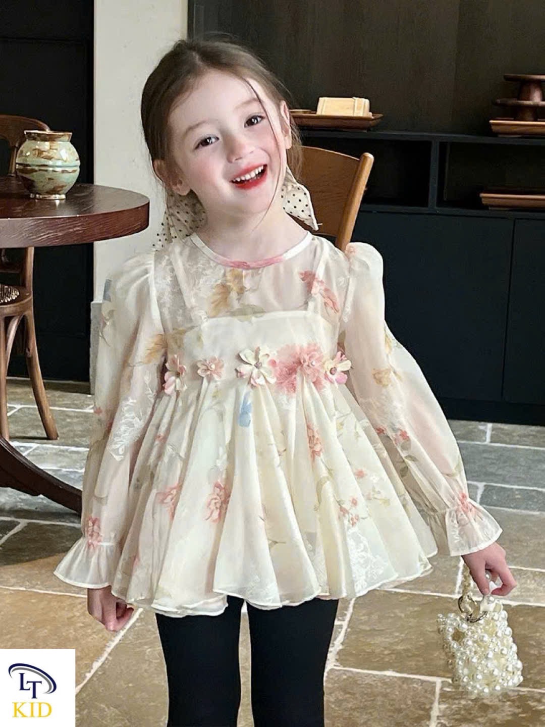 Sét áo babydoll hoa voan 3 chi tiết quần đen loe bé gái