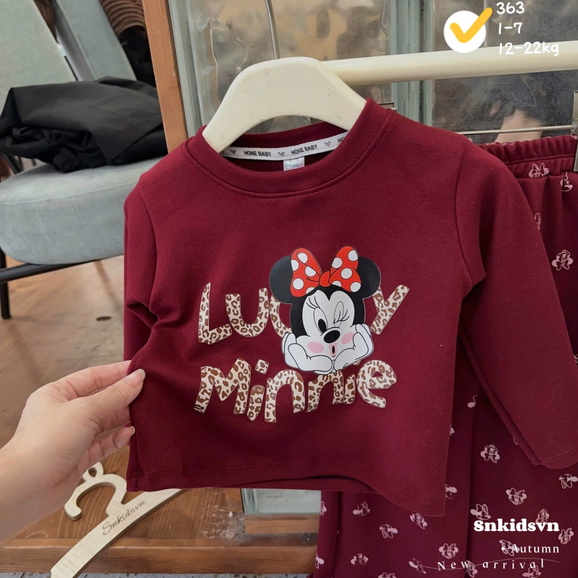 Sét micky chữ đốm quần dài cho bé gái