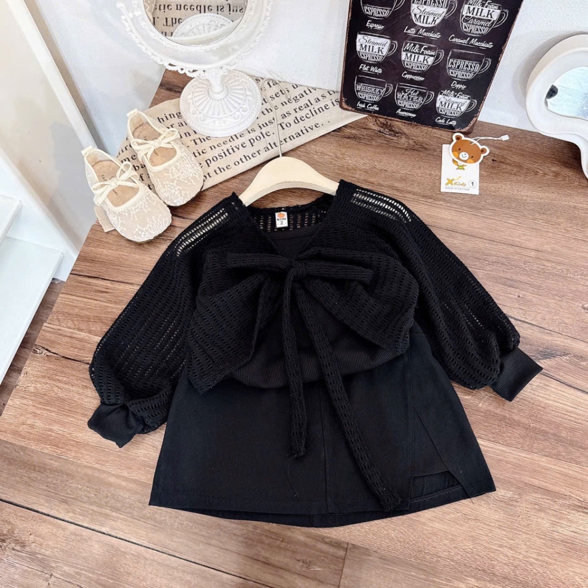 Sét 3 chi tiết lưới cv kaki bé gái