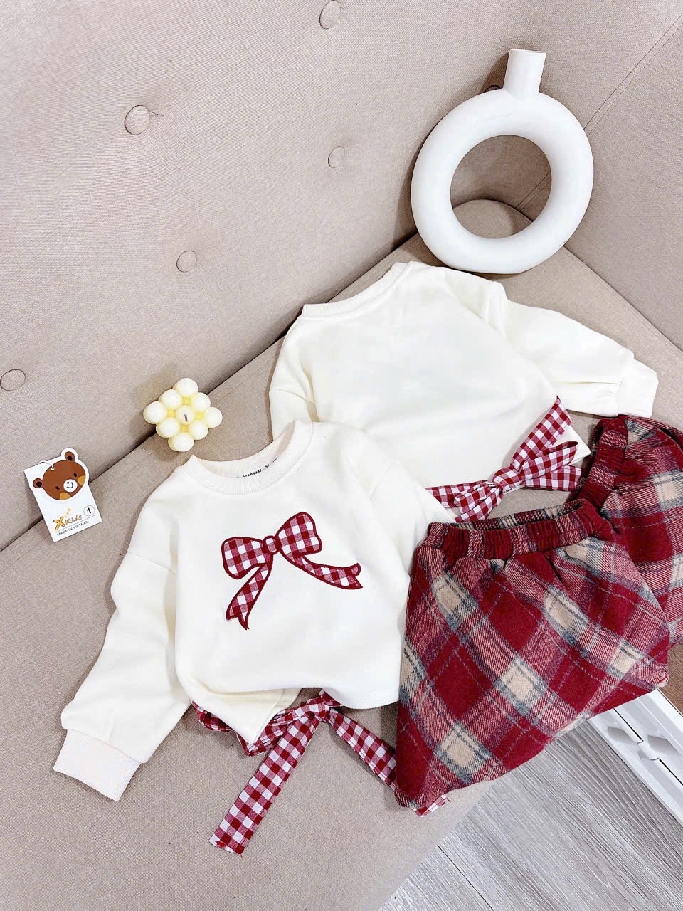 Sét bộ áo nỉ thêu nơ cv caro bé gái