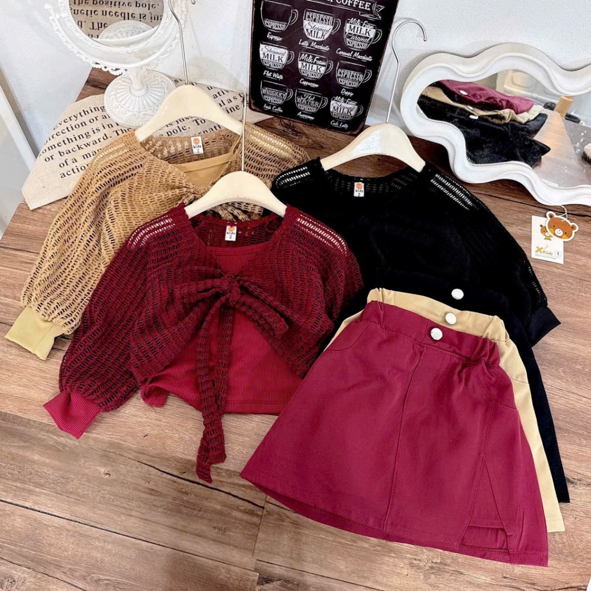 Sét 3 chi tiết lưới cv kaki bé gái