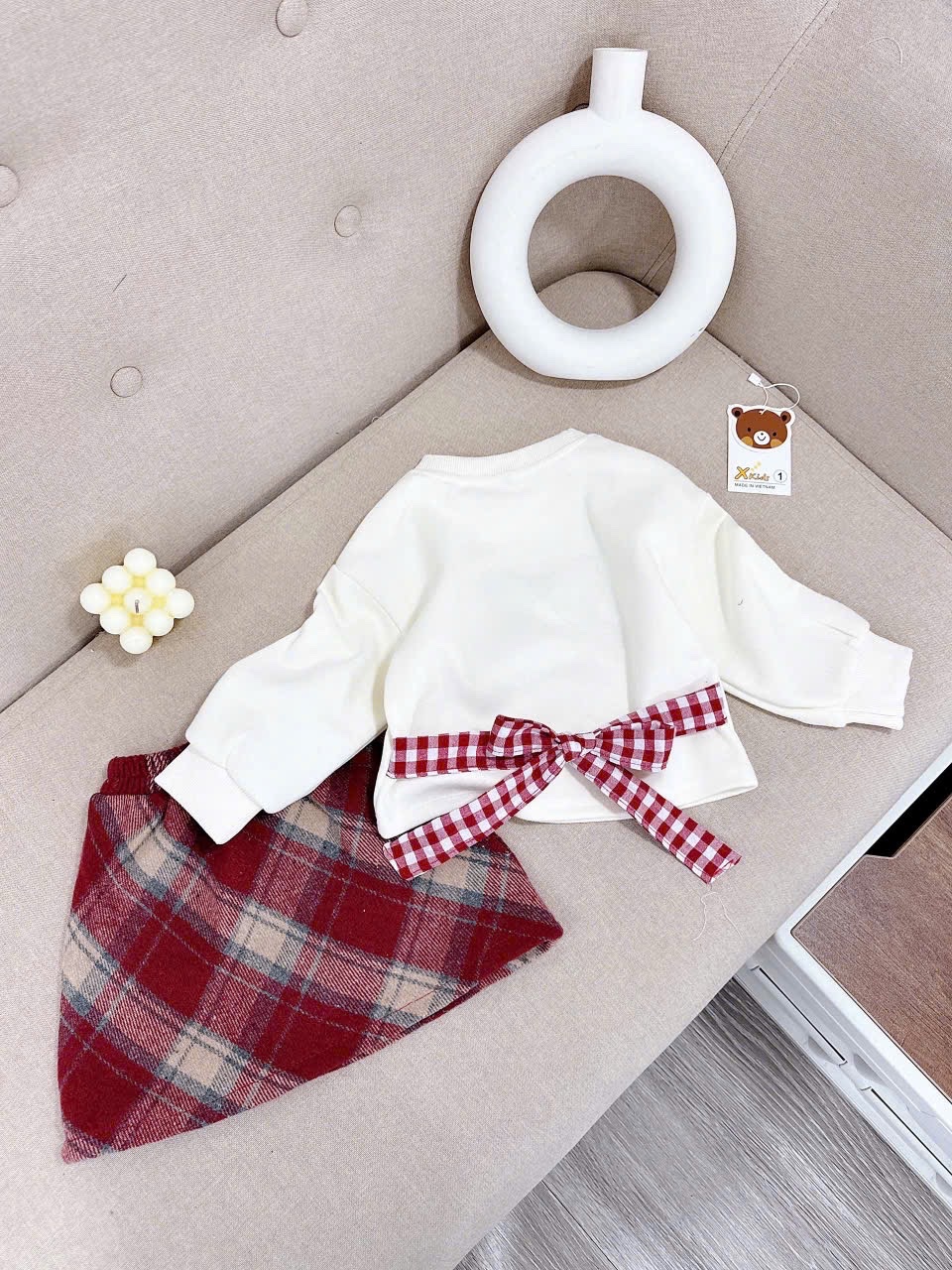 Sét bộ áo nỉ thêu nơ cv caro bé gái