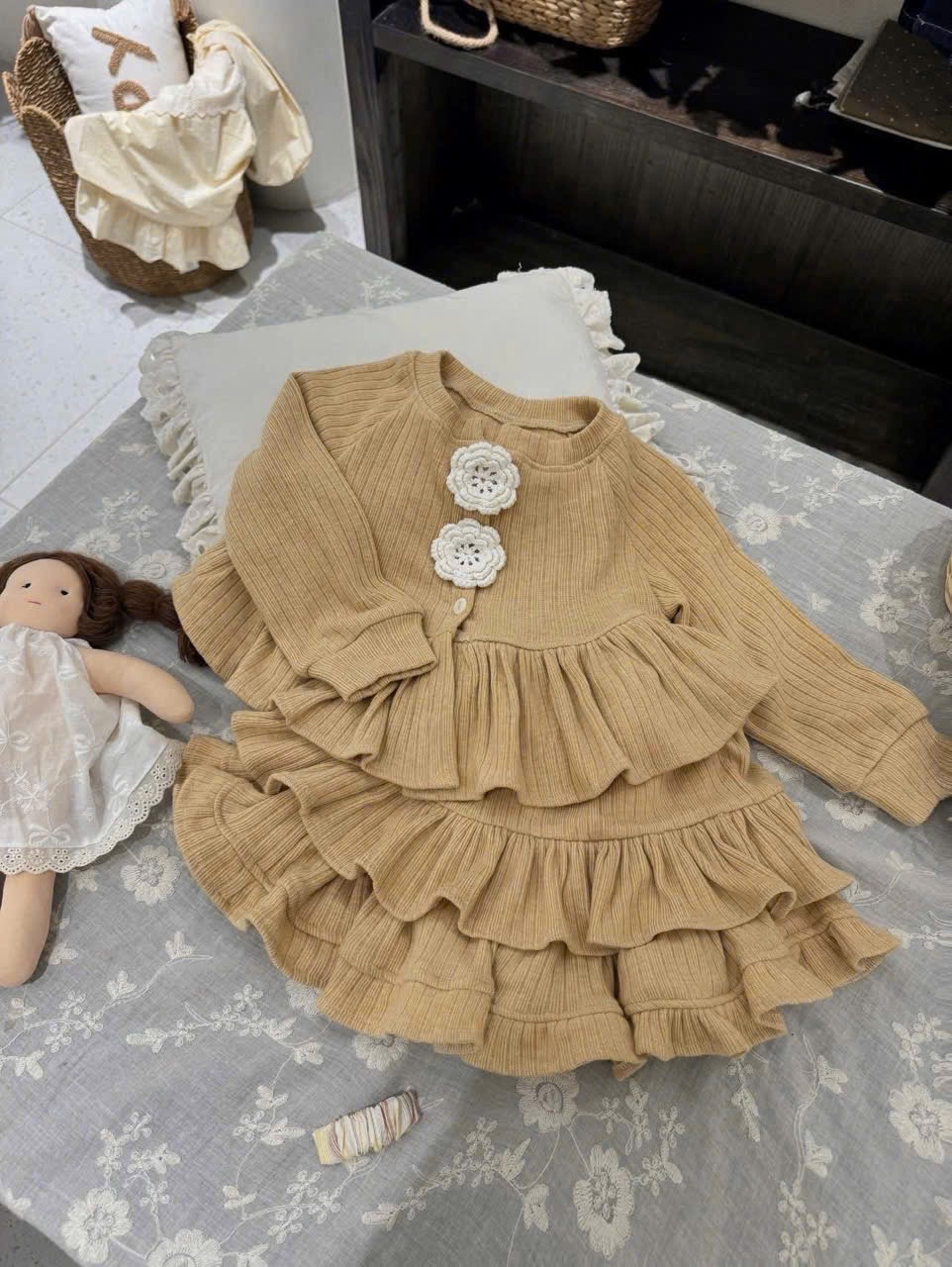 Sét len cúc hoa cv tầng bé gái