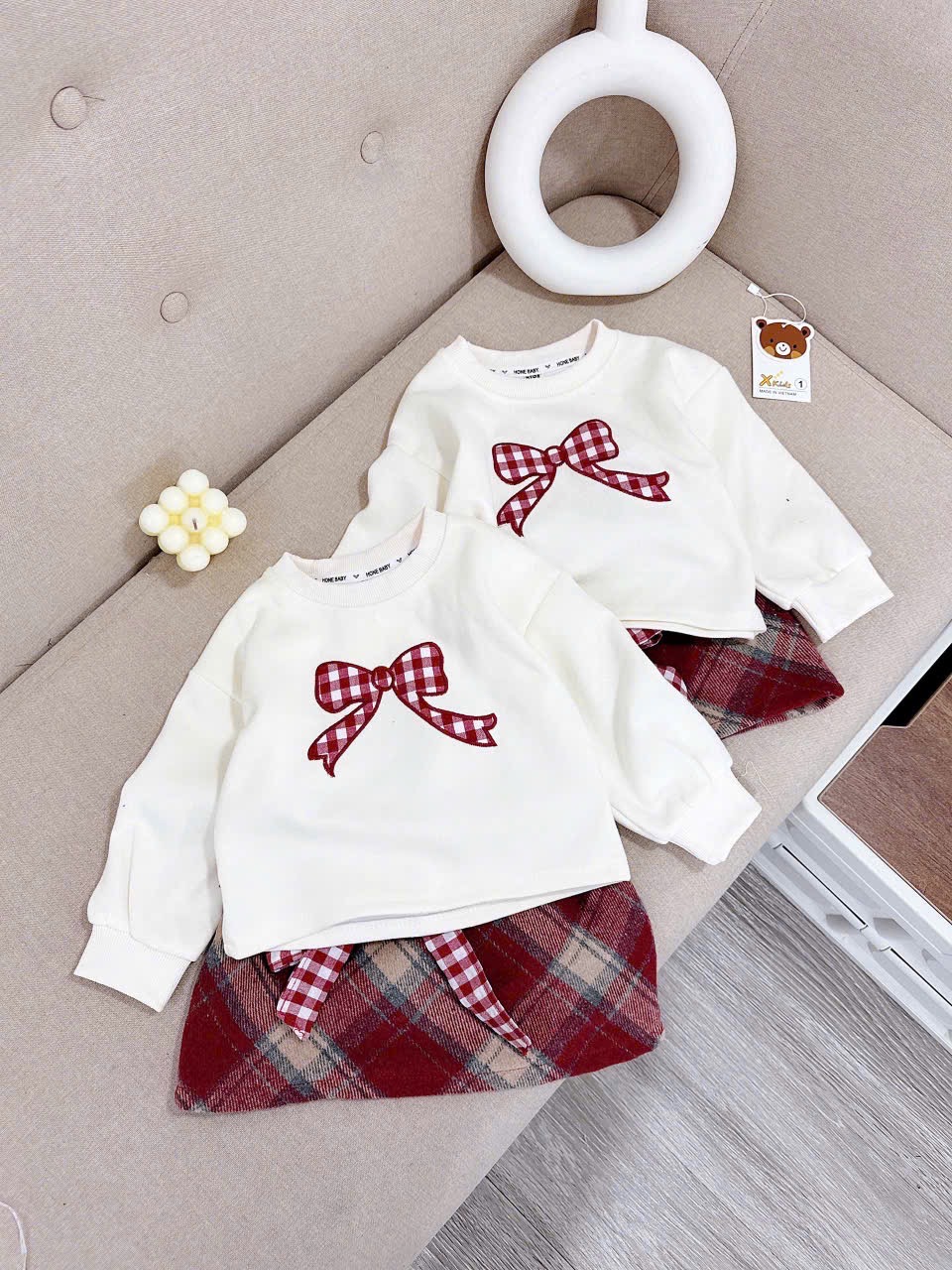 Sét bộ áo nỉ thêu nơ cv caro bé gái