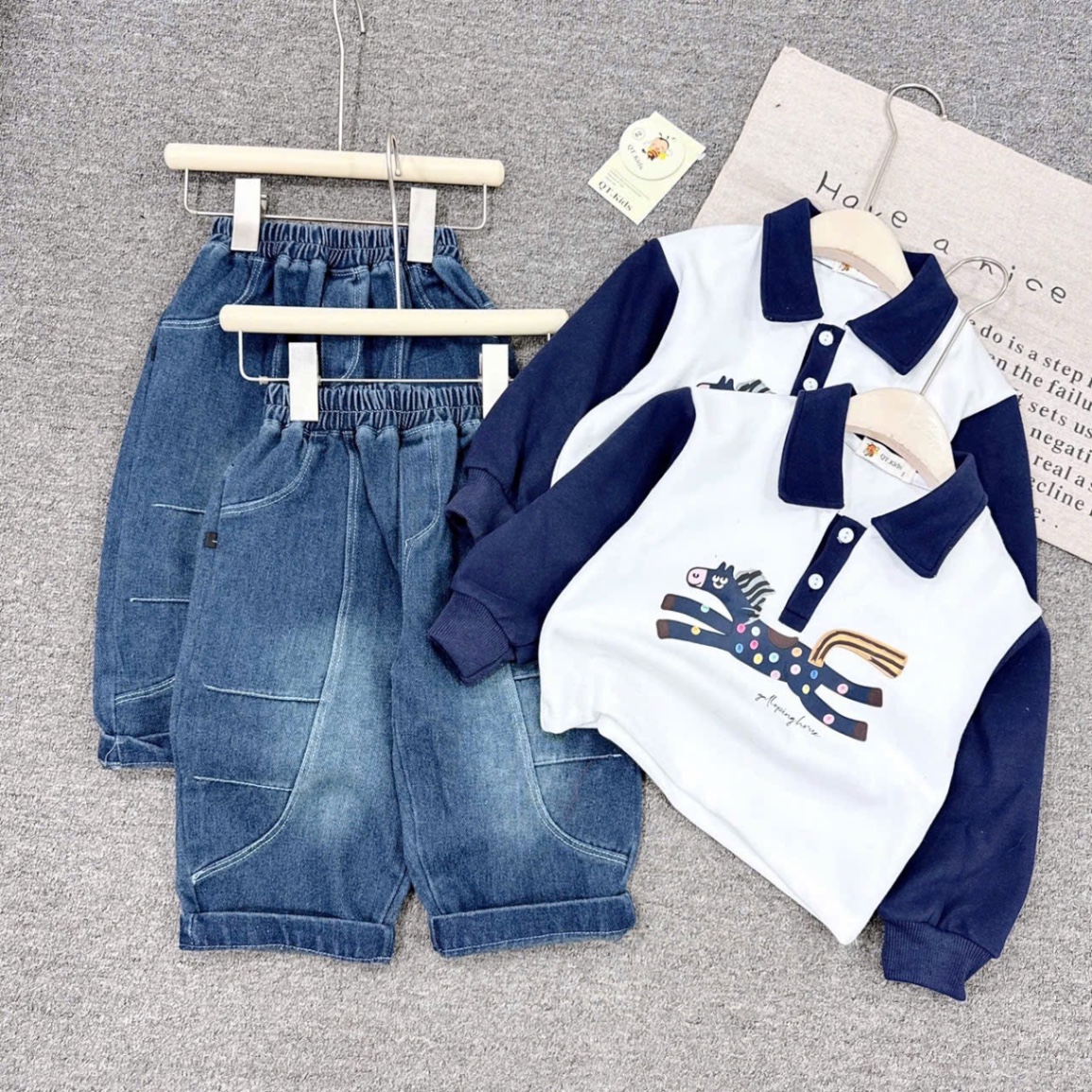 Sét bộ áo nỉ ngựa quần bò dài bé trai