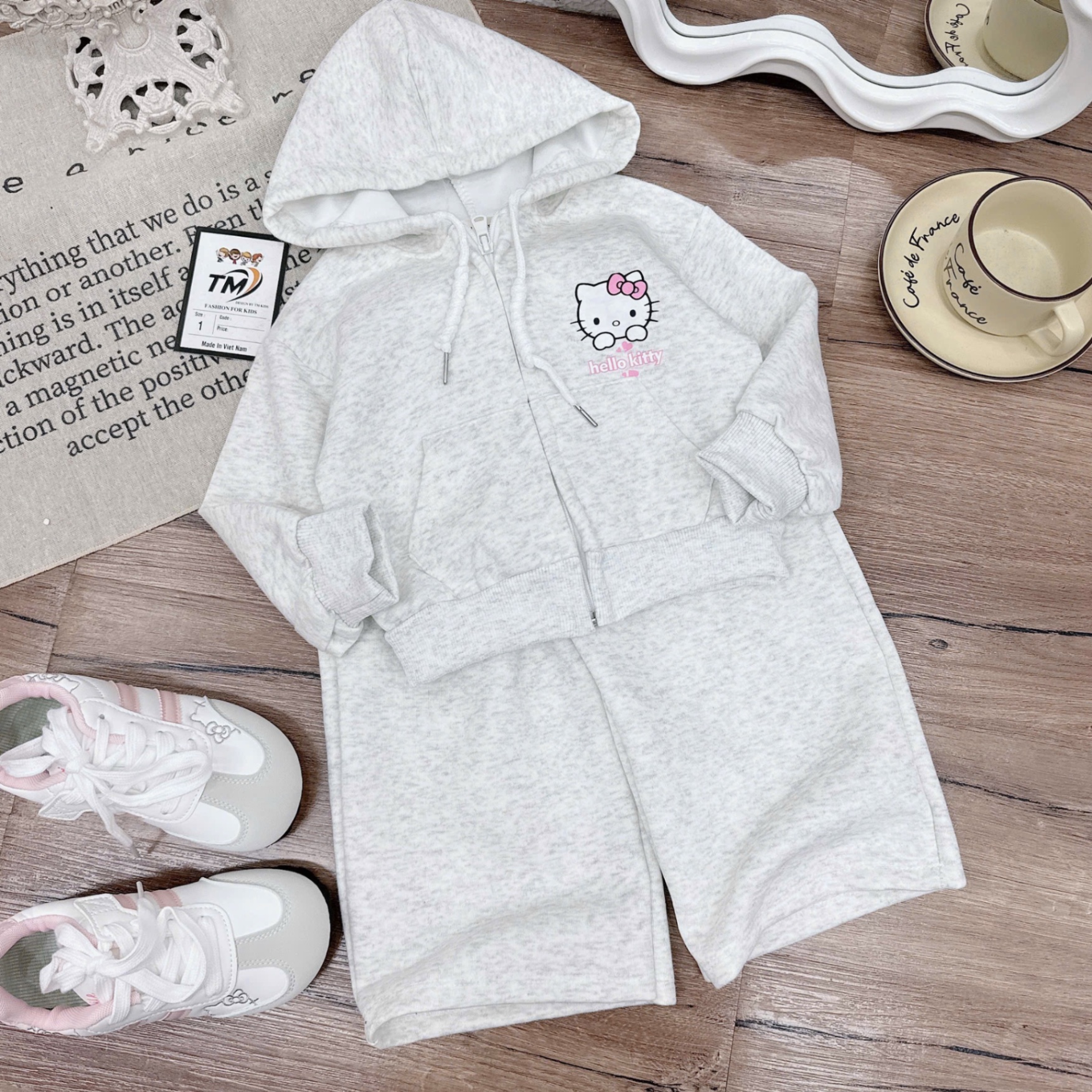 Sét bộ nỉ kitty mũ bé gái