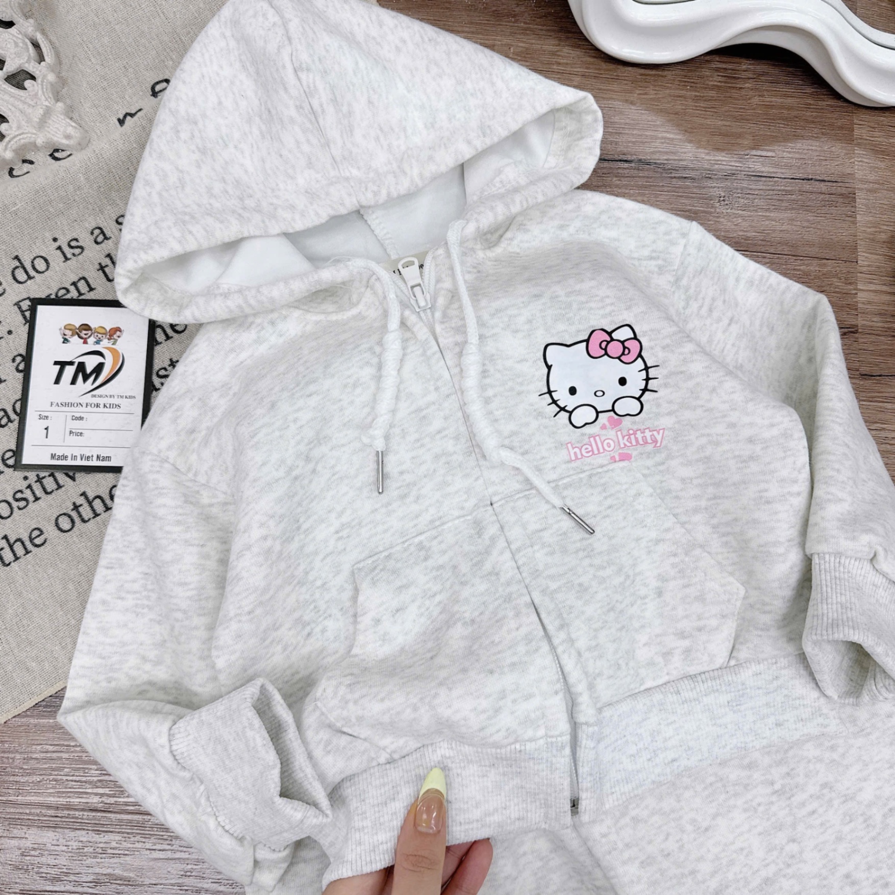 Sét bộ nỉ kitty mũ bé gái