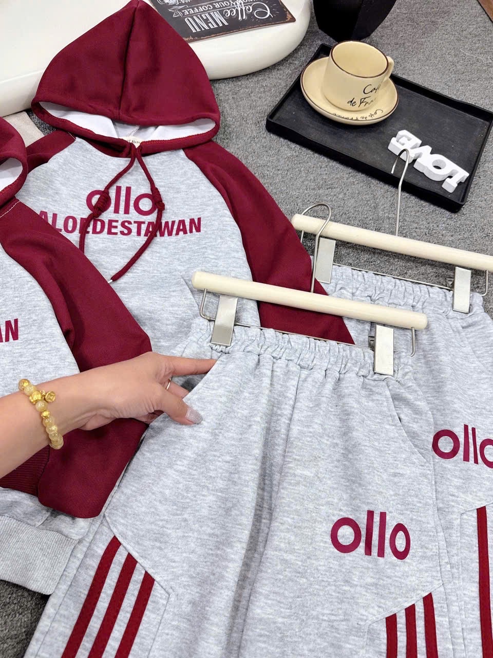 Sét bộ ollo size nhỡ bé gái