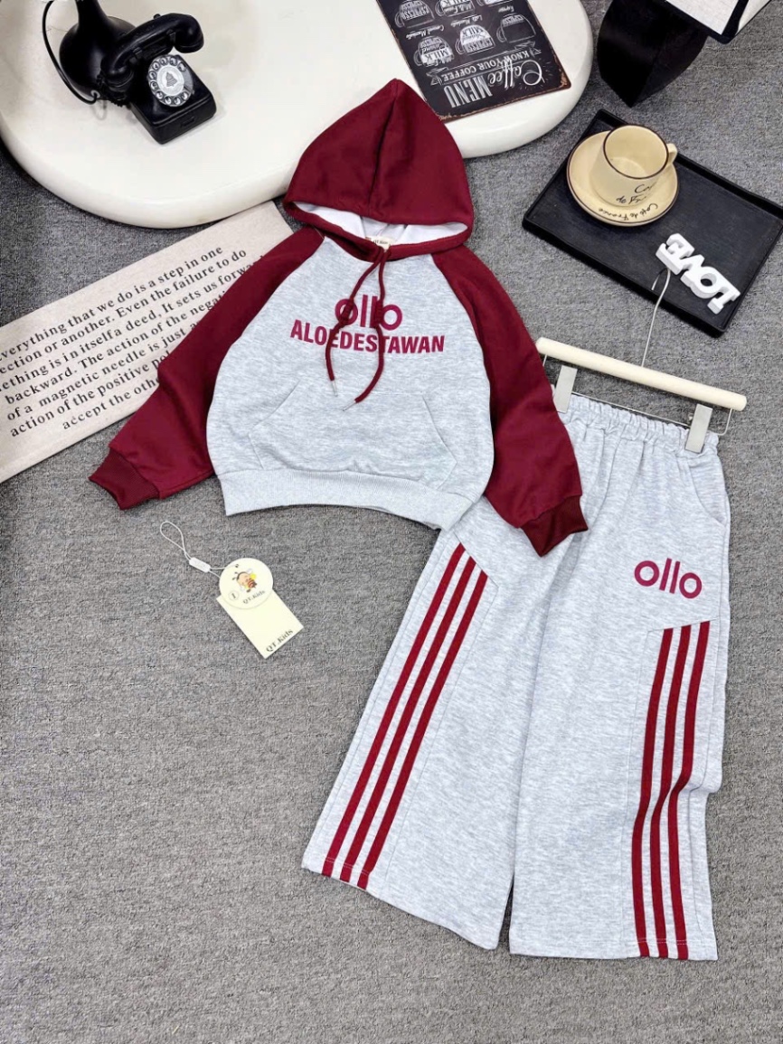 Sét bộ ollo size nhỡ bé gái