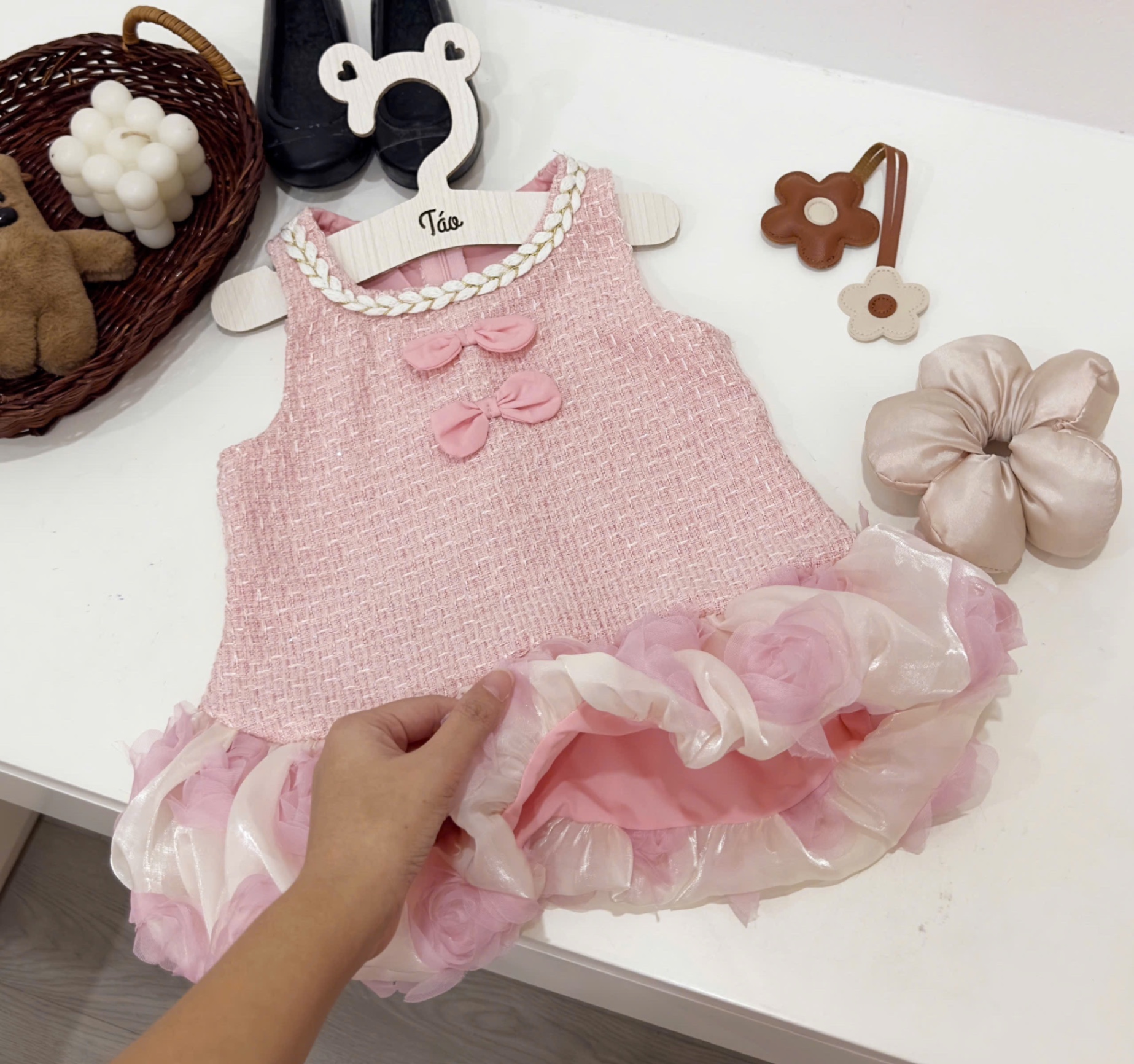 Váy dạ hồng phối thân bồng hoa bé gái