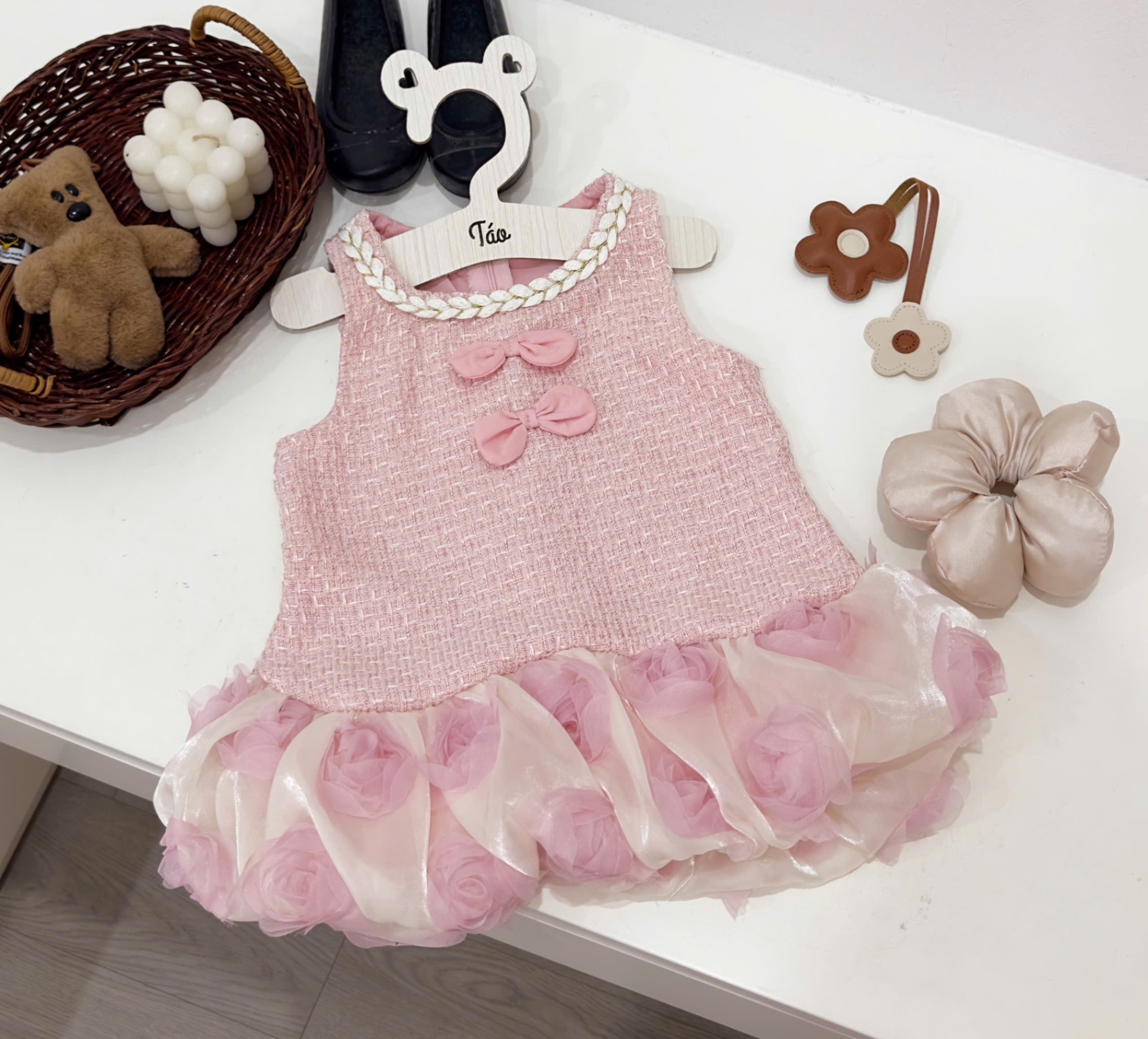 Váy dạ hồng phối thân bồng hoa bé gái