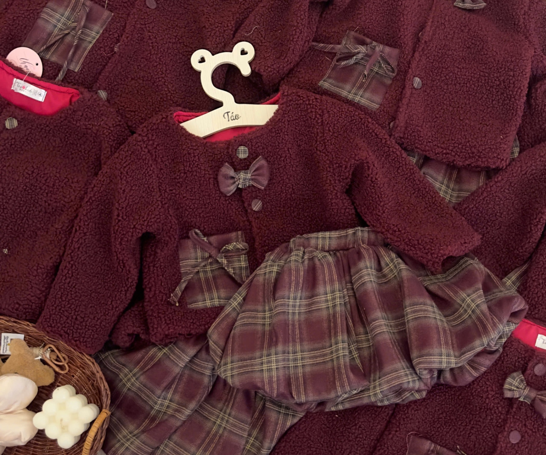 Sét áo lông đỏ có lót cv bồng kẻ tk bé gái