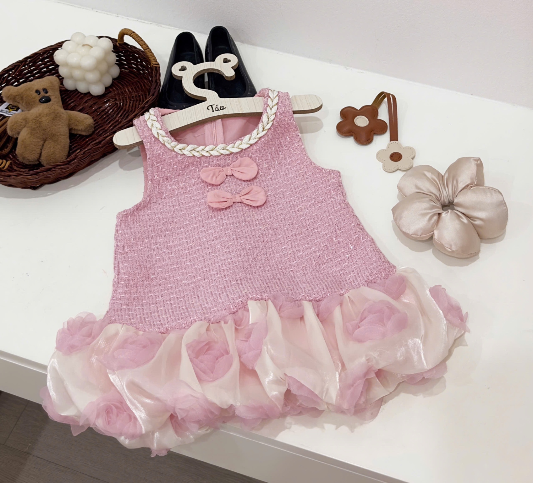 Váy dạ hồng phối thân bồng hoa bé gái