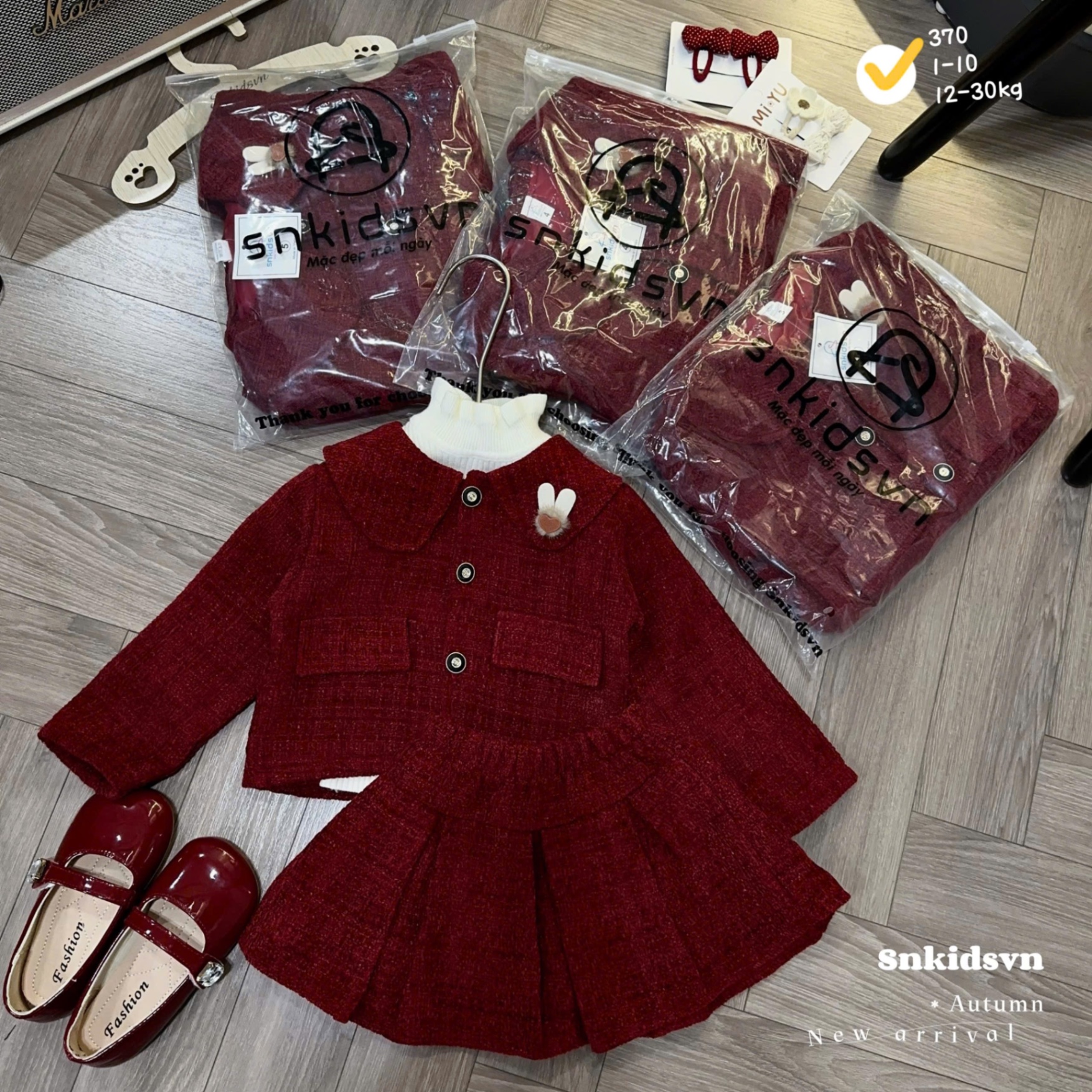 Sét dạ đỏ đính tai thỏ cv dập ly sn