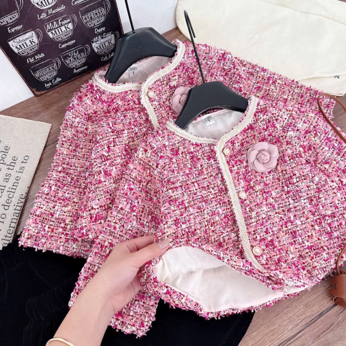 Sét áo dạ hồng quần sooc nhung đen bé gái