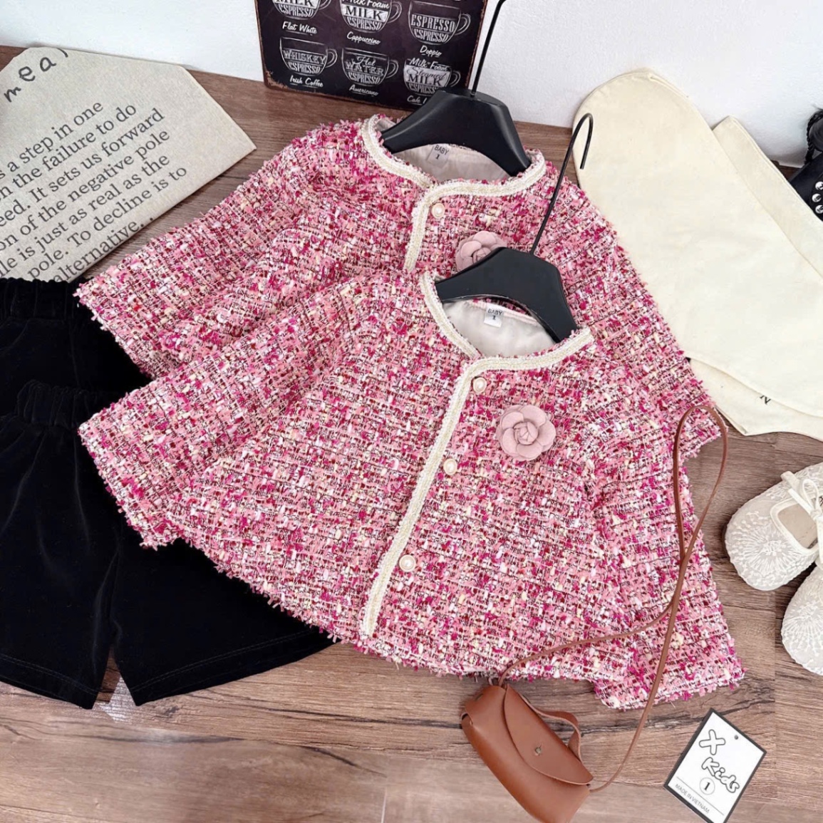 Sét áo dạ hồng quần sooc nhung đen bé gái