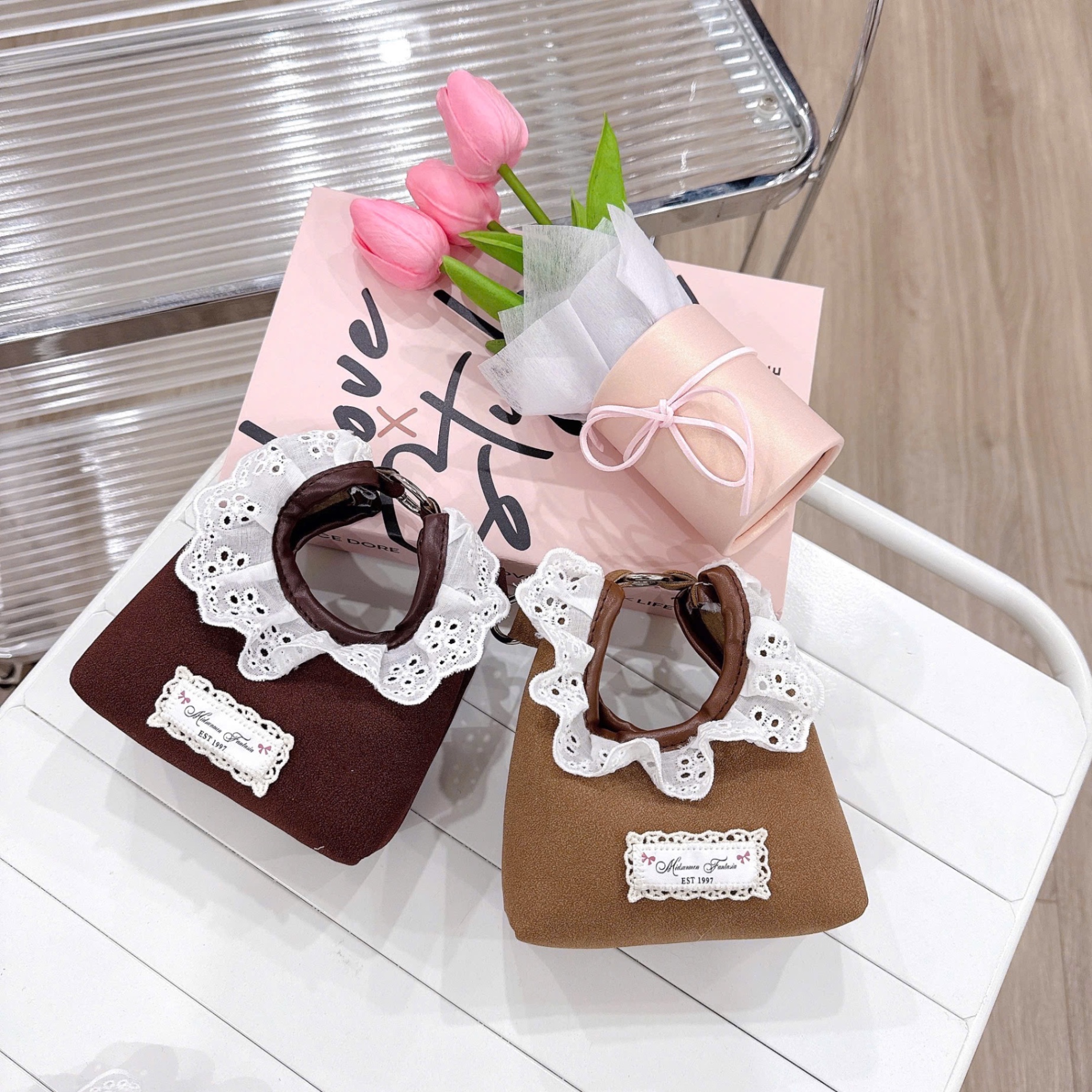 Túi viền ren xinh bé gái