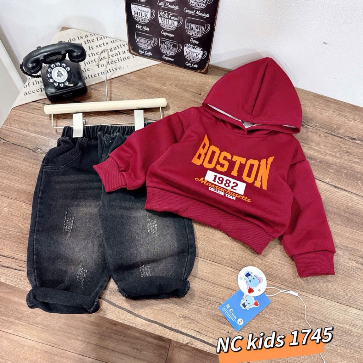 Sét bộ nỉ chữ mũ liền quần bò khói bé trai