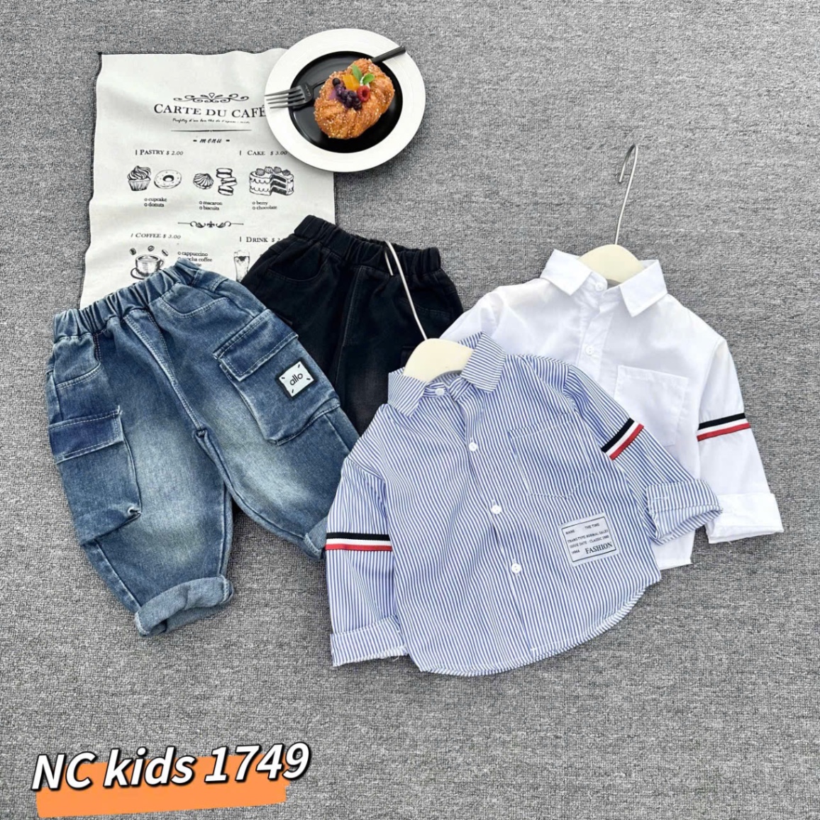 Bộ sơ mi fashon kẻ và trắng quần bò hộp bé trai